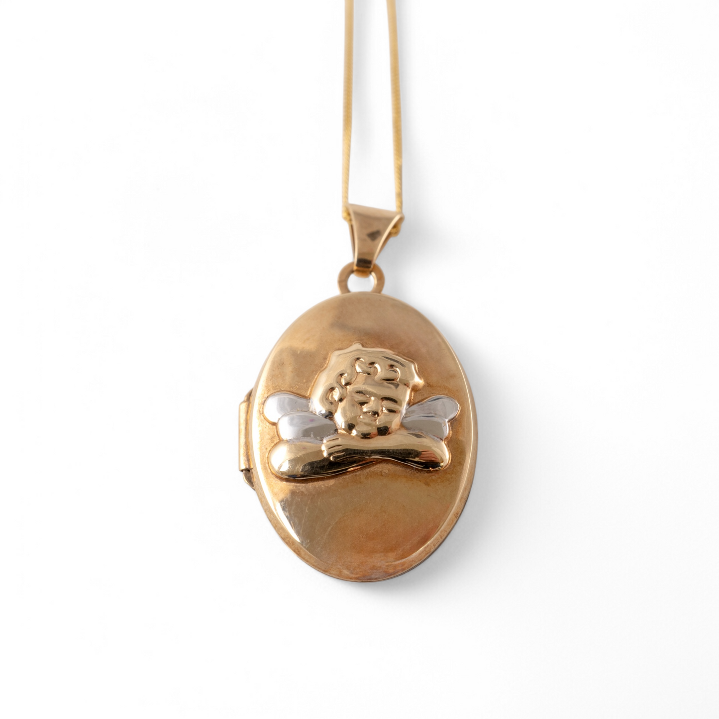 9ct gold cherub pendant locket front view – Hunters Fine Jewellery