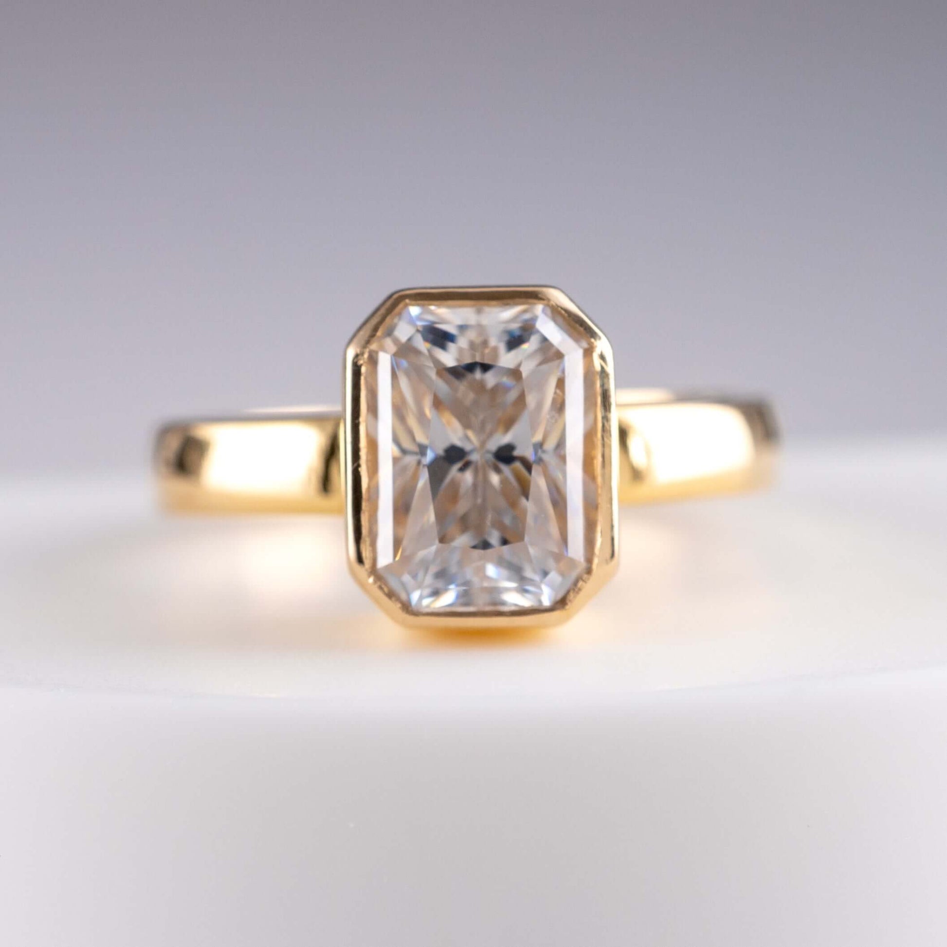 Sparkling 14K Moissanite Bezel Octagon Ring Size K - Genuine Hallmarked Craftsmanship