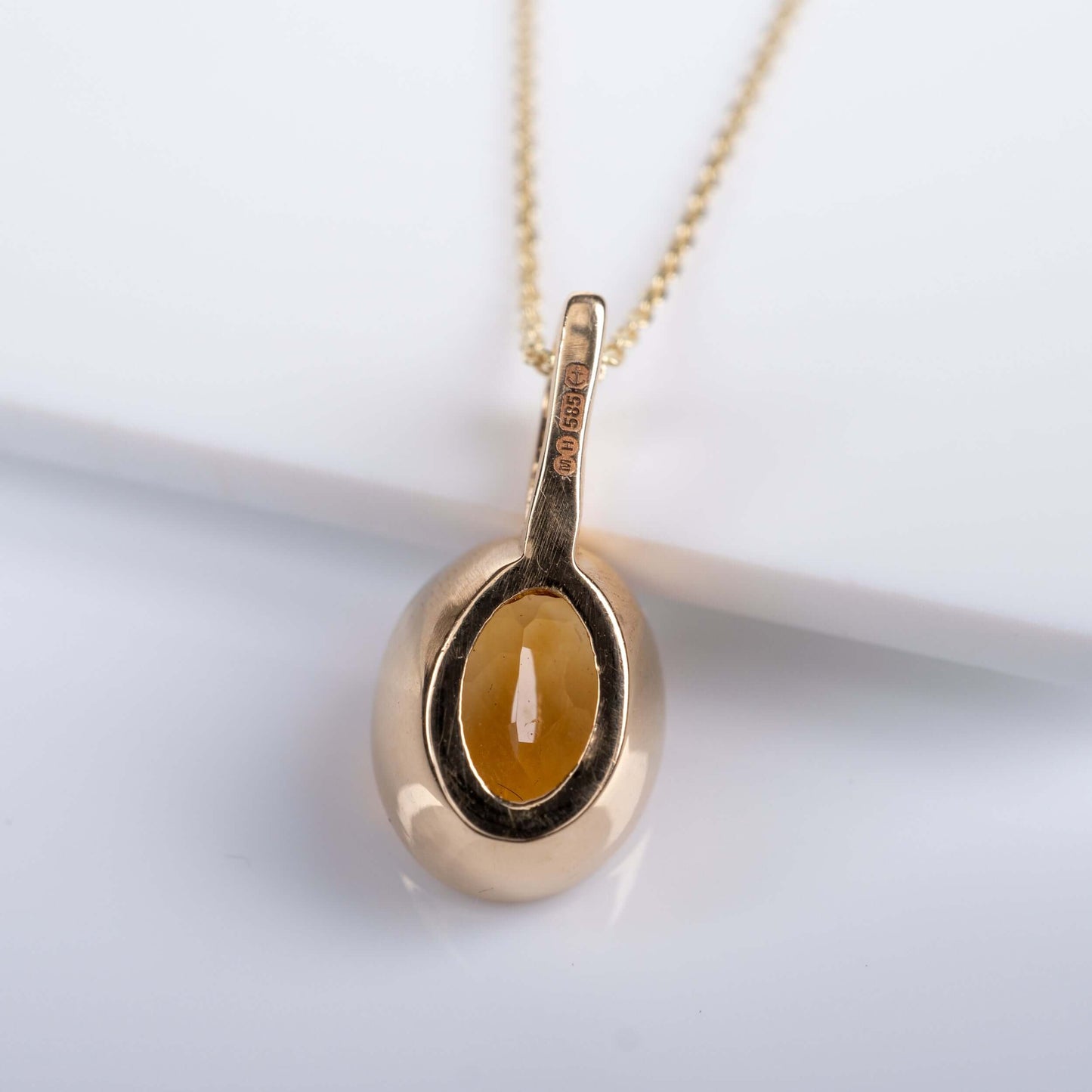 Gold Assay Hallmarks With Sponsor Name - Hunters Fine Jewellery