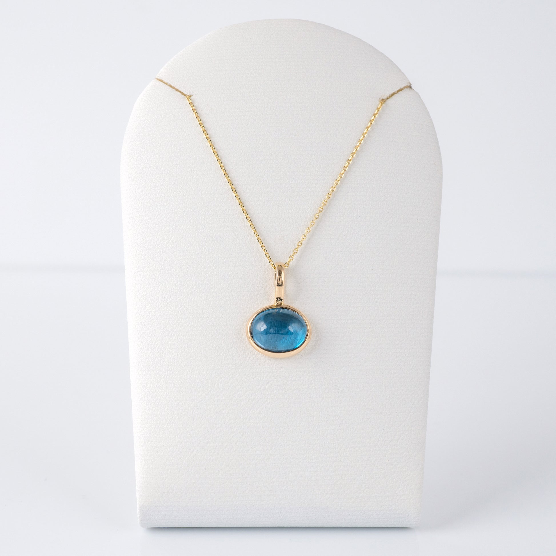 Hallmarked 9ct Gold London Blue Topaz Cabochon Solitaire Pendant + Adjustable Chain