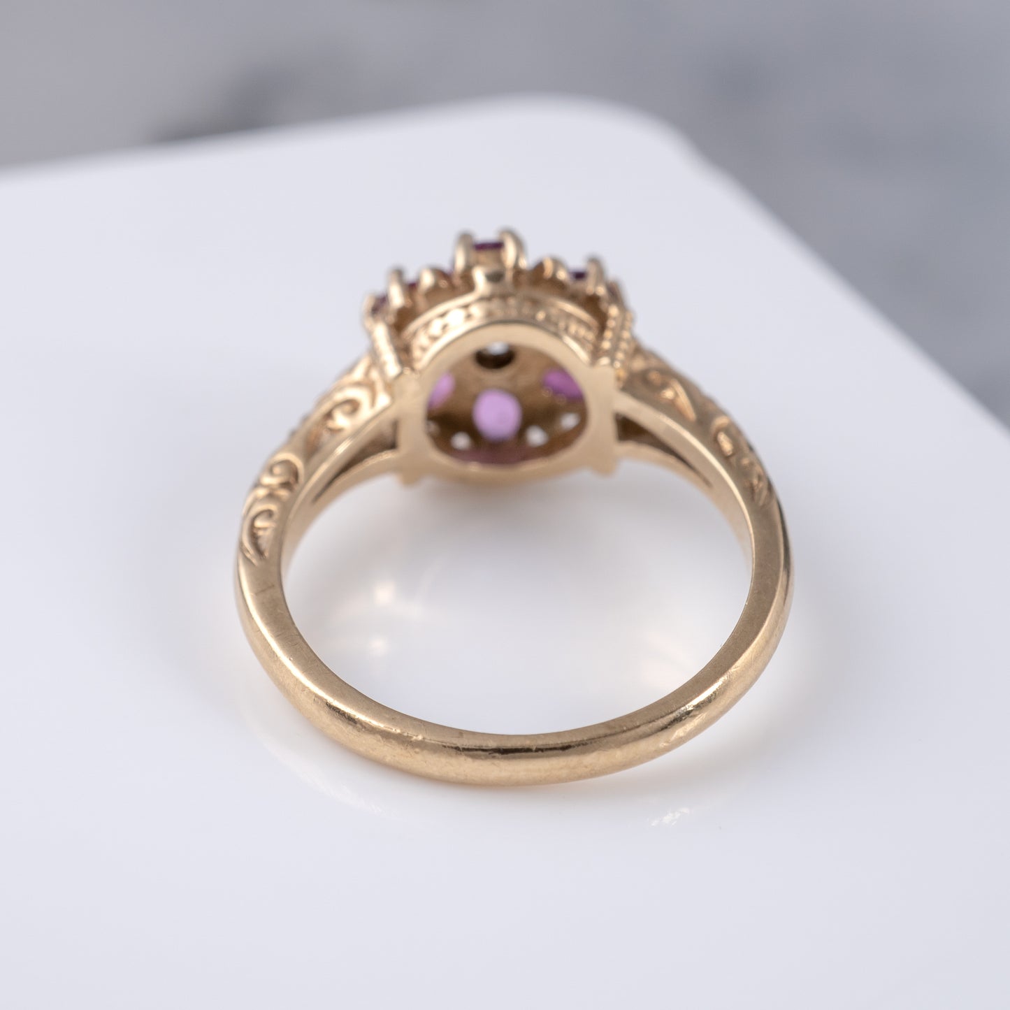 antique style gold ring