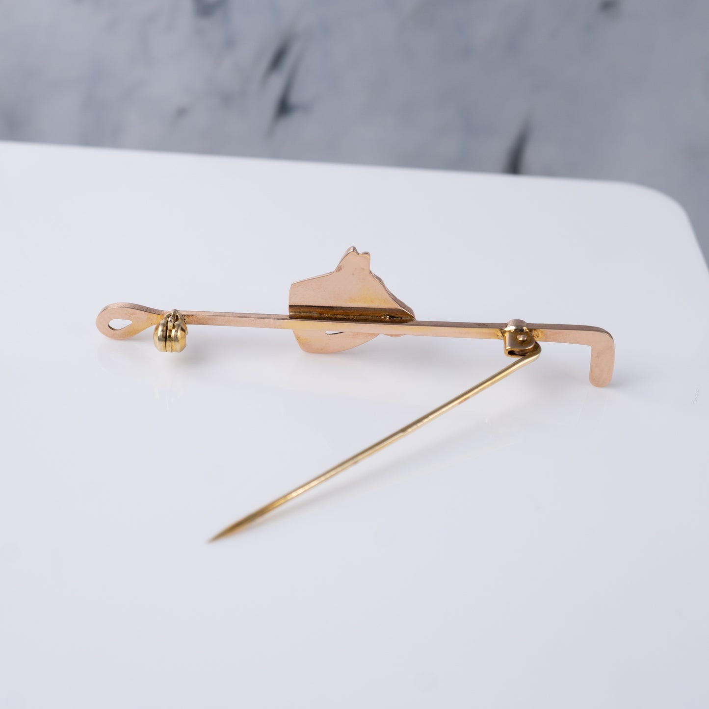 solid gold horse brooch