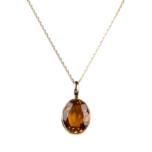 Oval Citrine pendant solitaire necklace 9ct gold hunters fine jewellery 