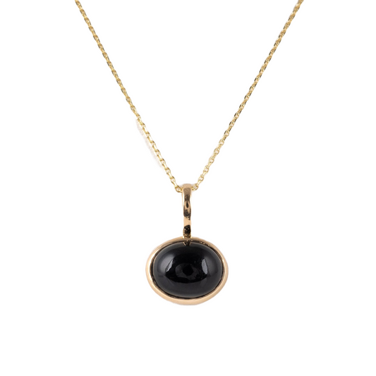 Black onyx gold pendant oval front Hunters fine jewellery 