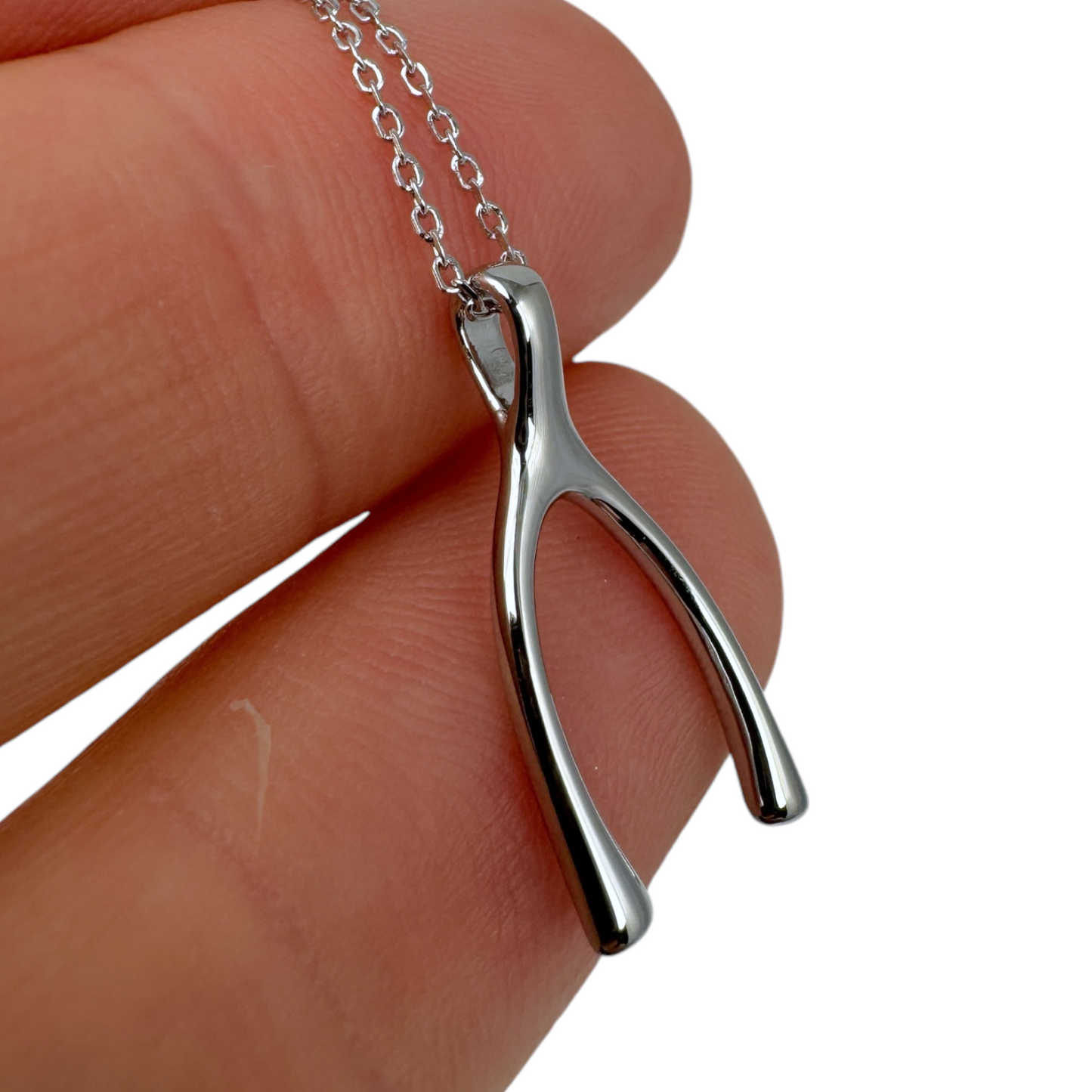 Silver Wishbone Necklace – Symbolic Jewellery for Luck & Hope