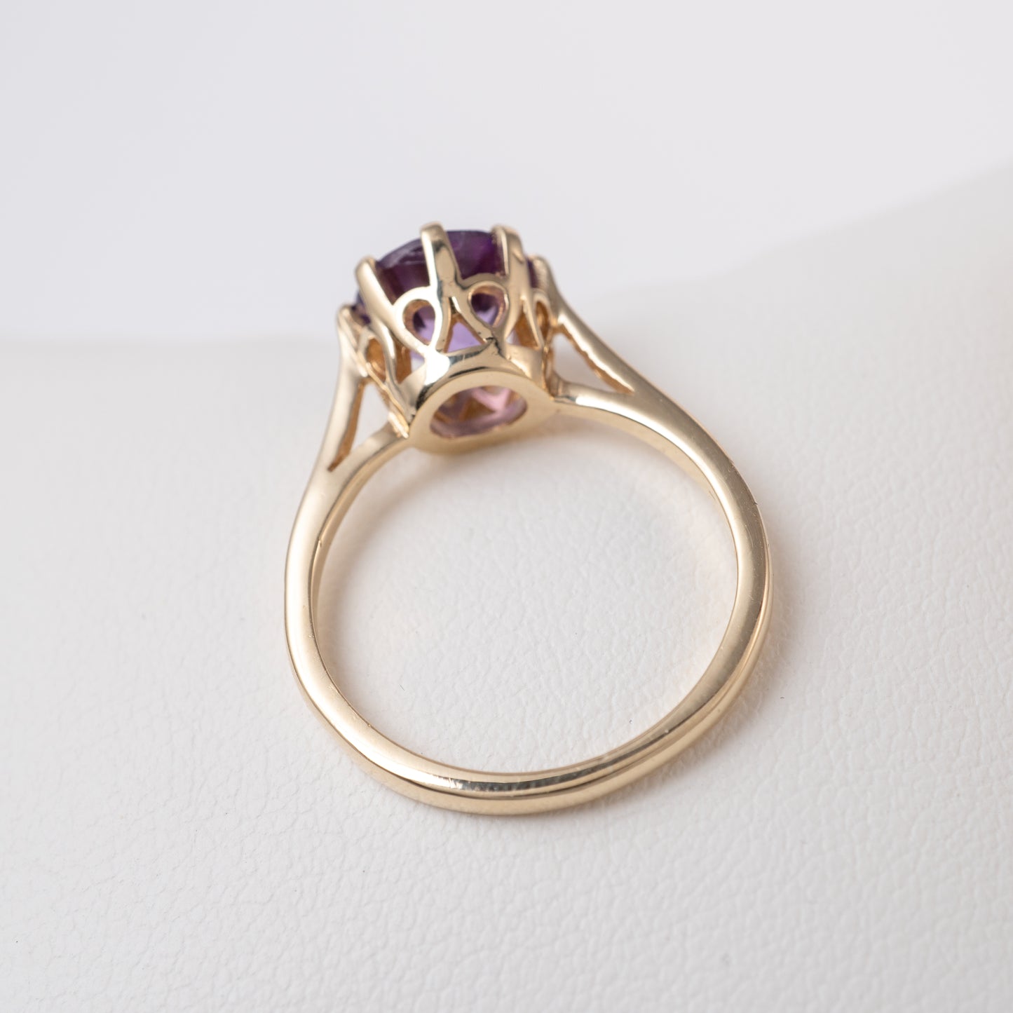 top view cathedral ring shank