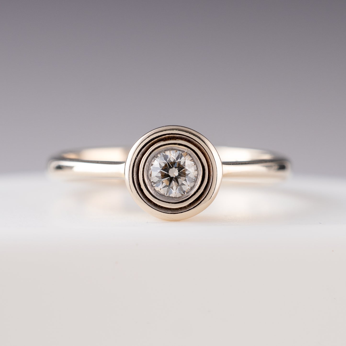 Vintage 18k Gold Diamond Bezel Ring Size N 1/2 - Hunters Fine Jewellery