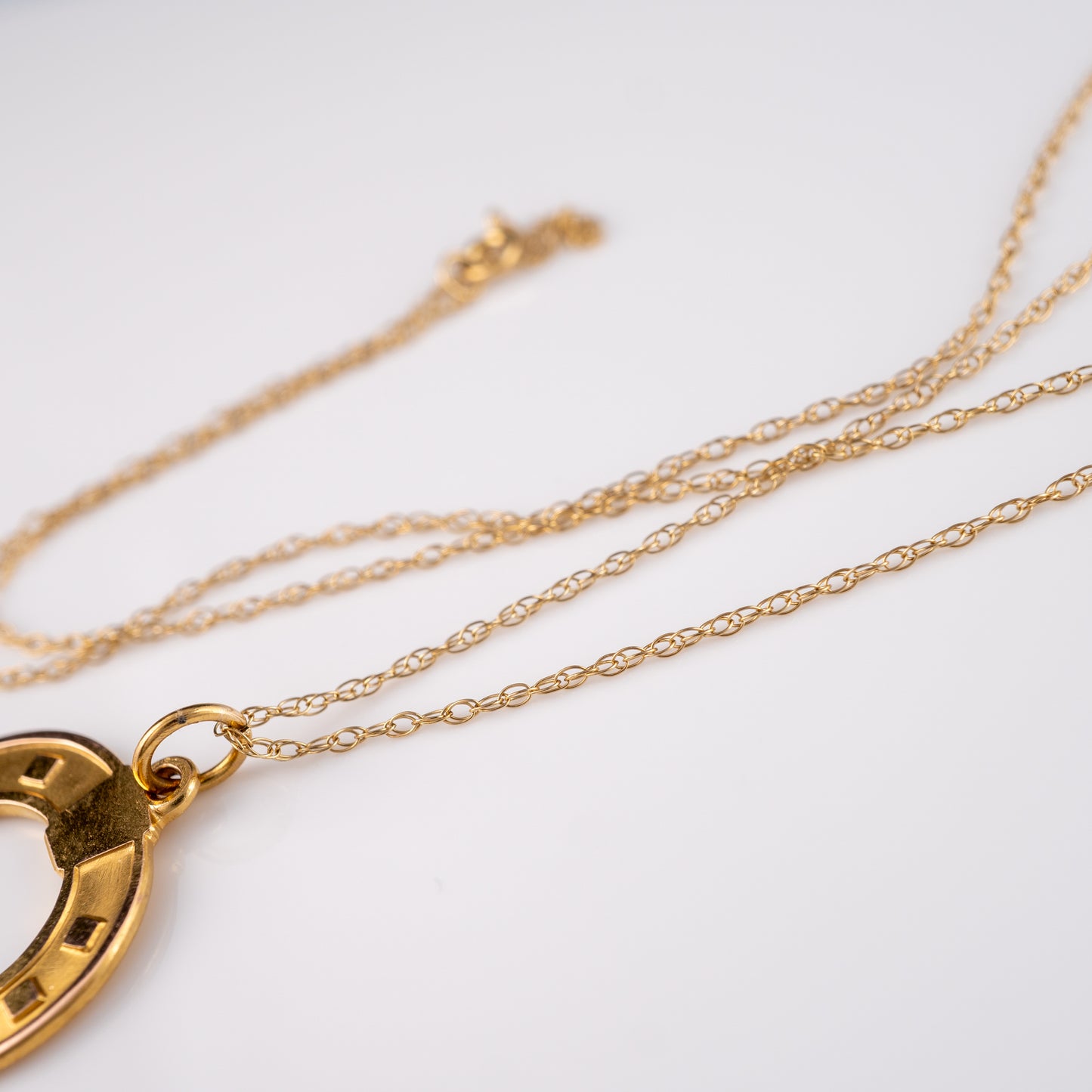 Vintage 9ct Gold Horseshoe Pendant With Fancy Link Chain - Hunters Fine Jewellery