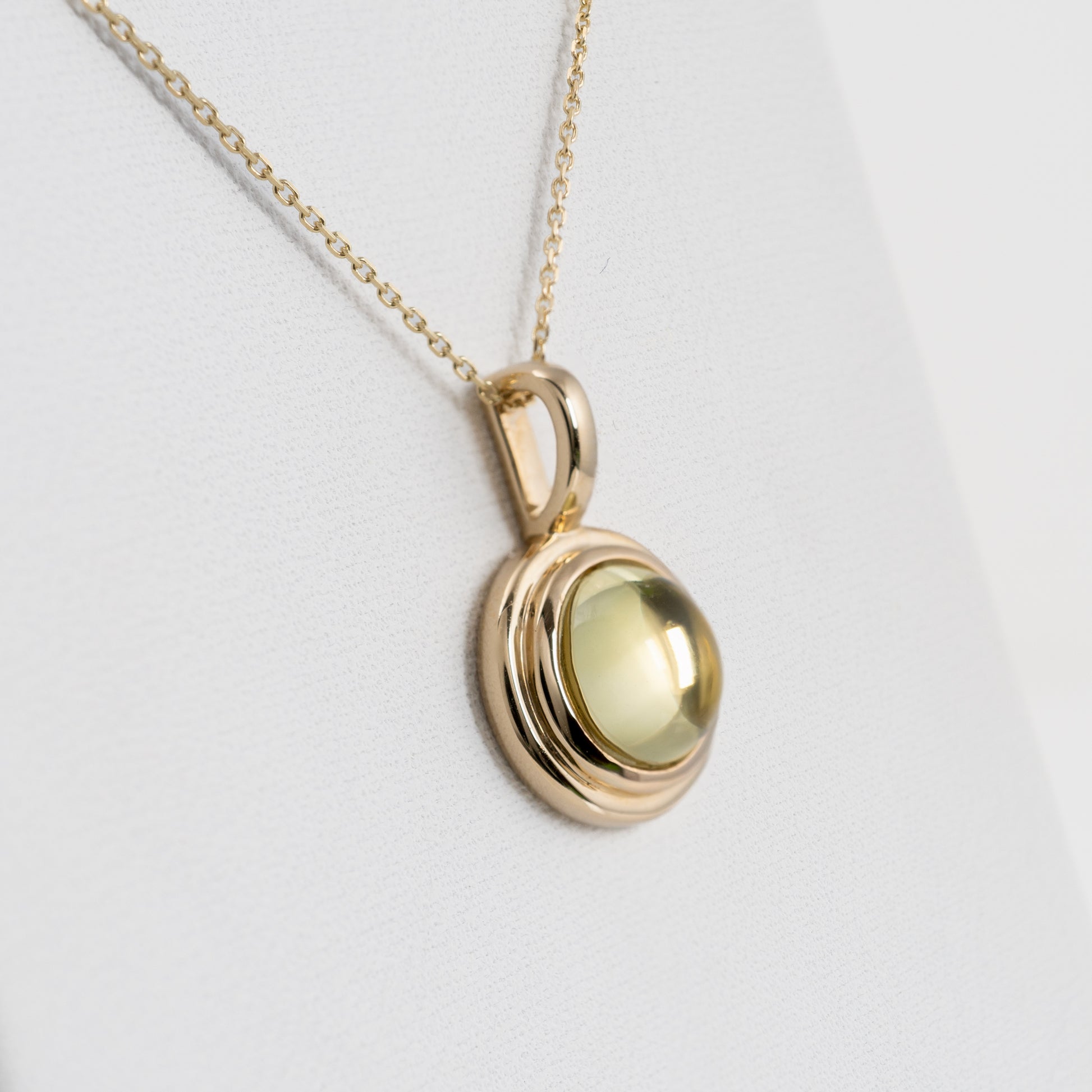 Yellow Gold Gemstone Necklace side - Hunters Fine Jewellery