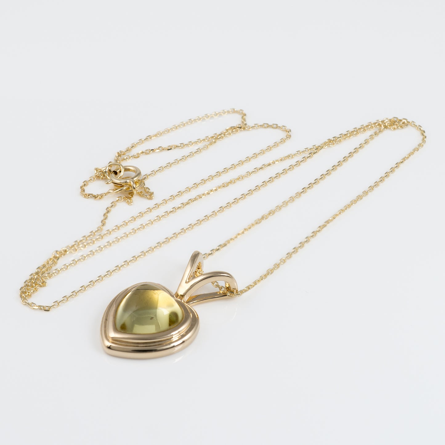lemon quartz necklace v bail with belcher chain