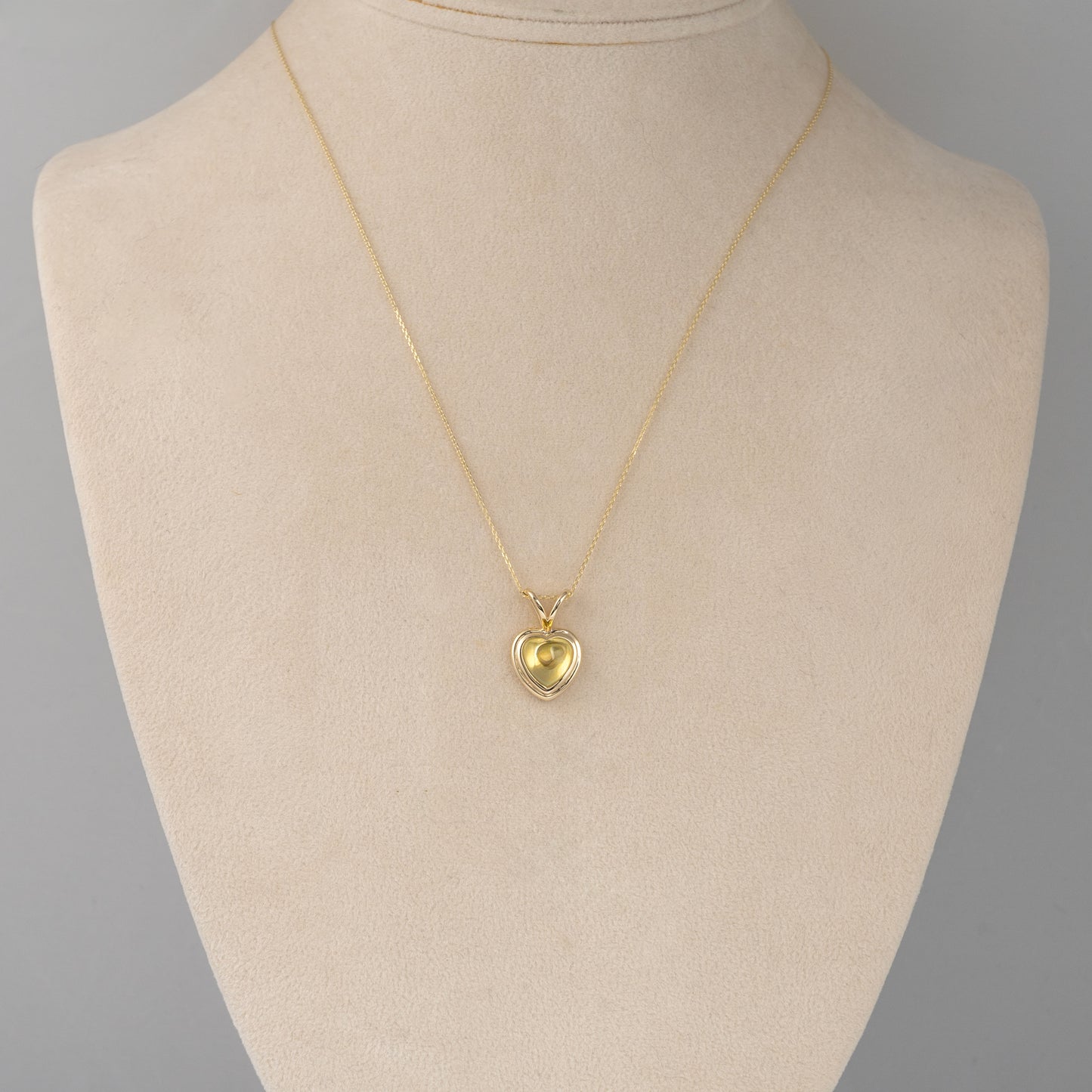lemon quartz pendant necklace on dshop isplay bust