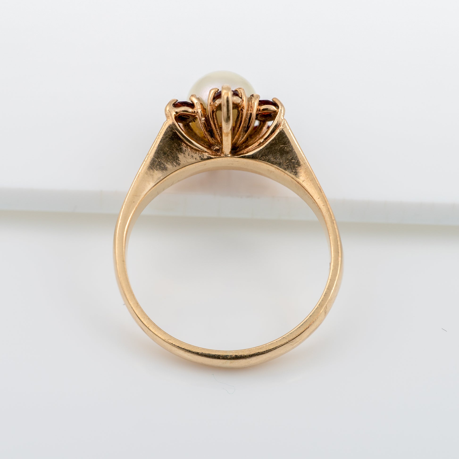 vintage garnet and pearl ring shank yellow gold