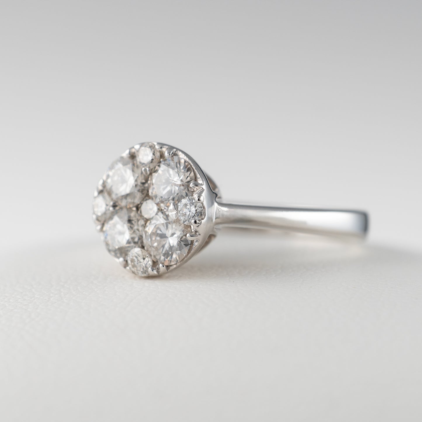 Engagement Diamond Ring white gold