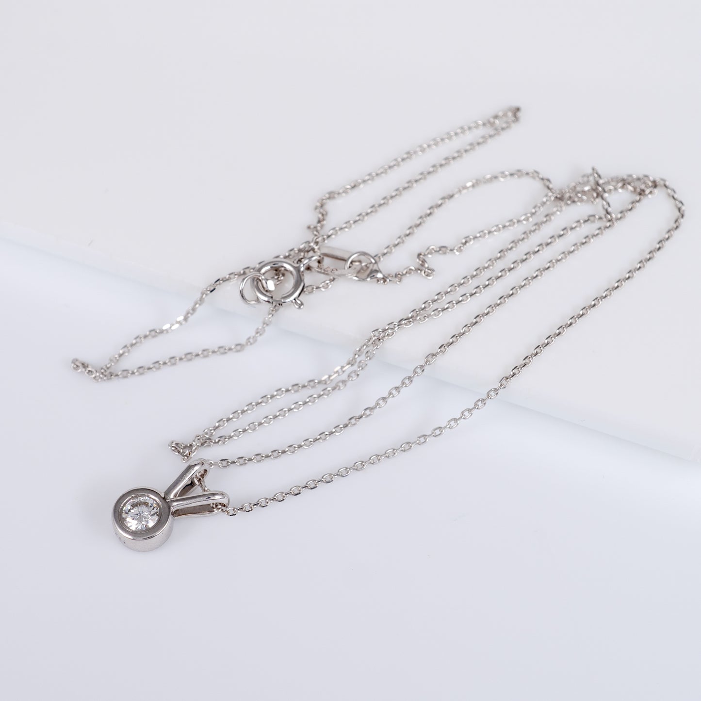 Petite Diamond V-Bale Pendant 9ct White Gold - Hunters Fine Jewellery