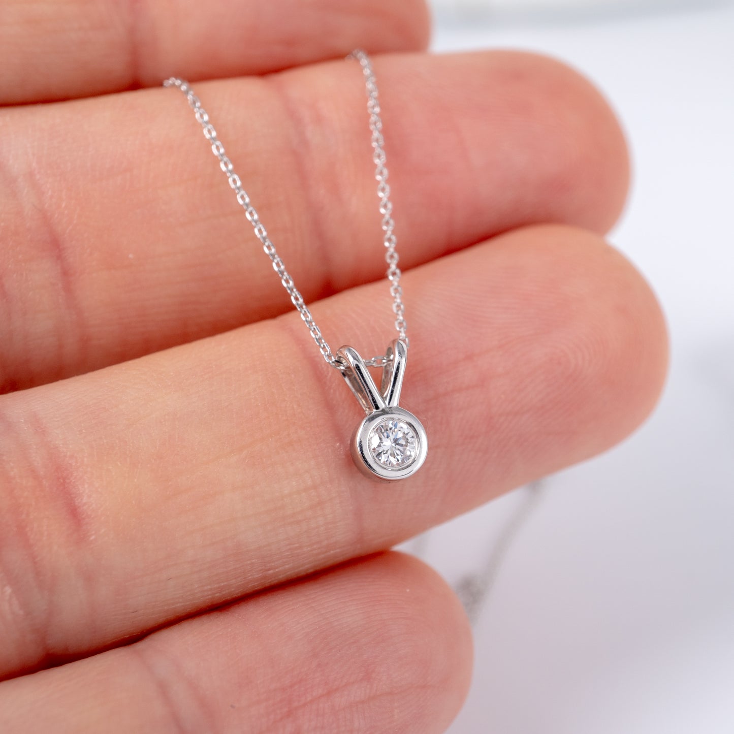 Petite Diamond V-Bale Pendant 9ct White Gold - Hunters Fine Jewellery