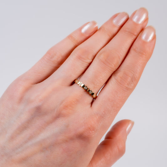 9ct Gold band ring Geometric Hexagon Eternity Ring - Hunters Fine Jewellery