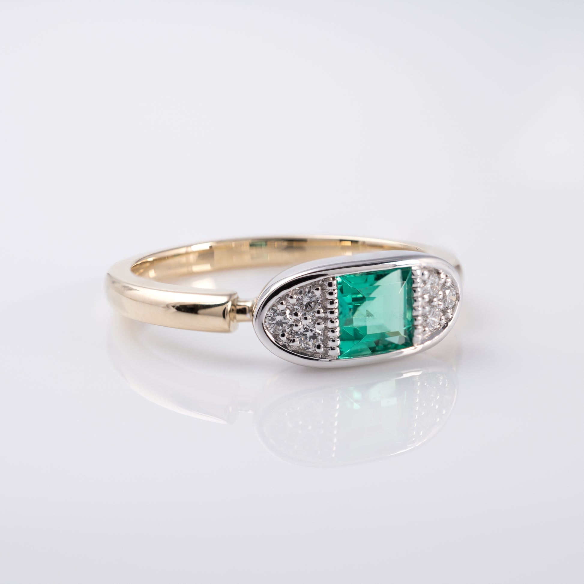 boat shape gemstone setting