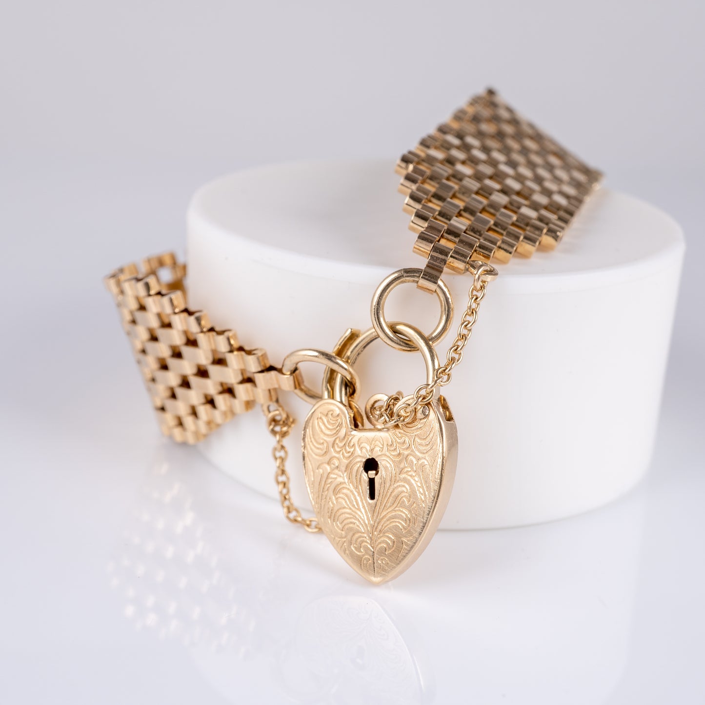 Vintage 9ct Yellow Gold Six Bar Padlock Gate Bracelet - Hunters Fine Jewellery