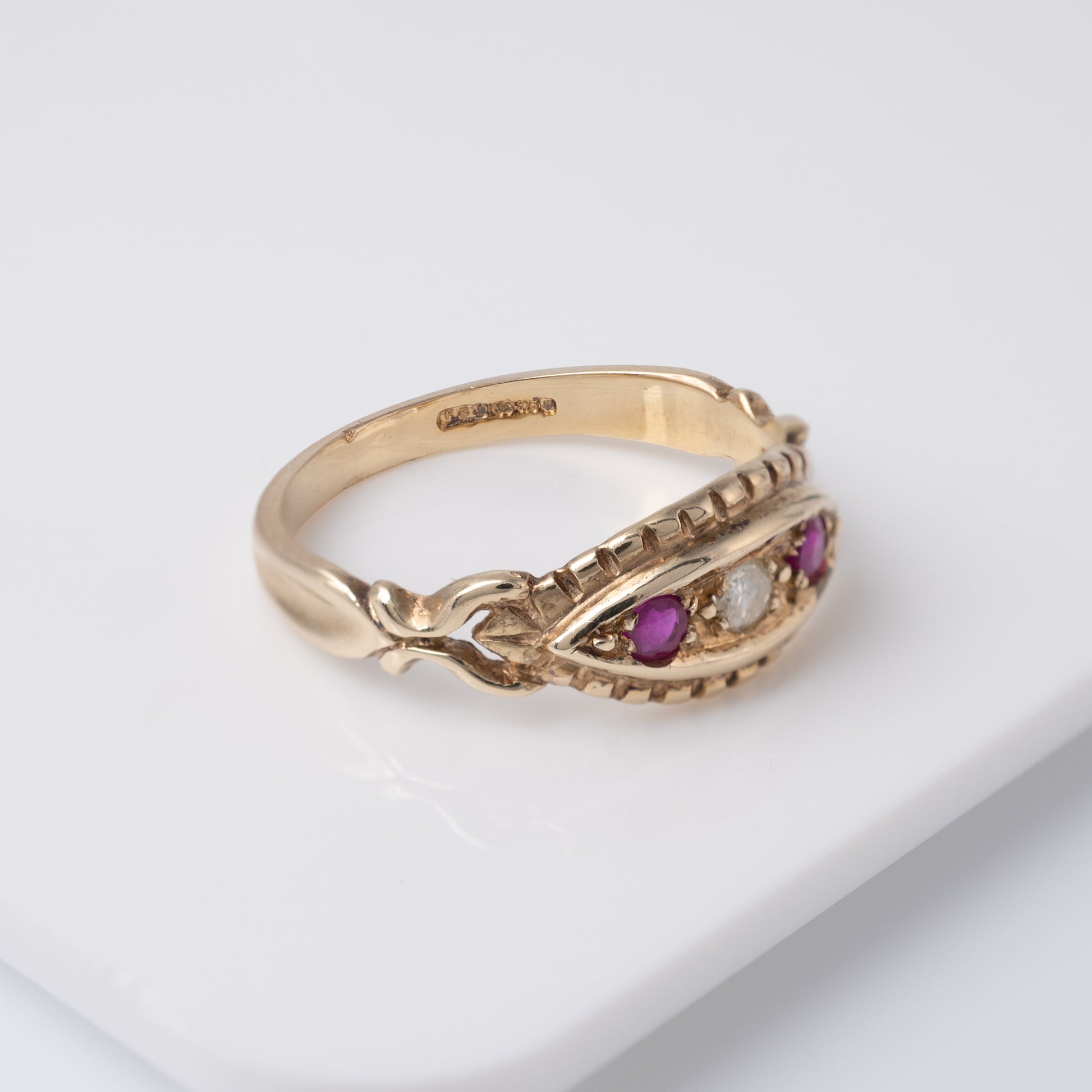 Pre Owned 9ct Gold Ruby Diamond Ring - Hunters Fine Jewellery