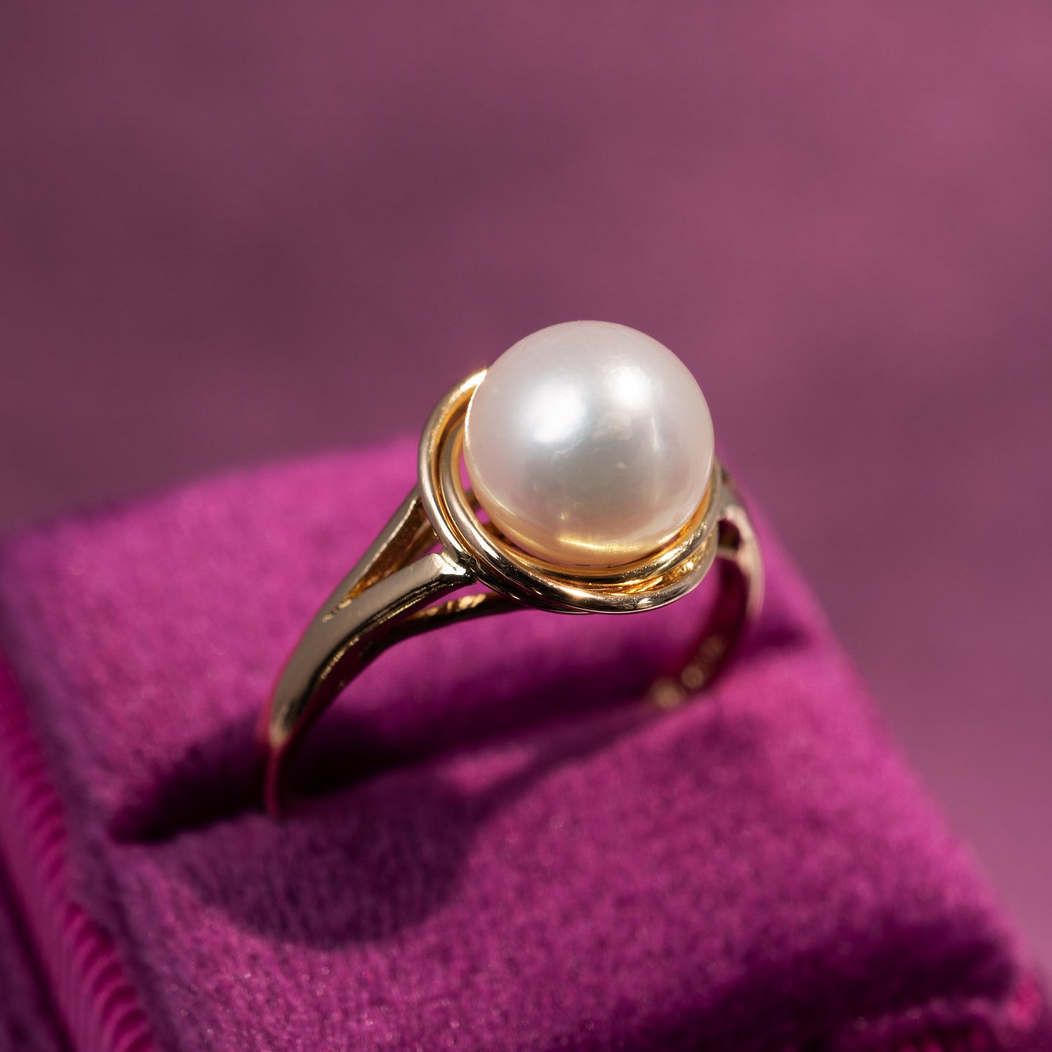 image of pearl solitaire ring for our pearl jewellery collection page