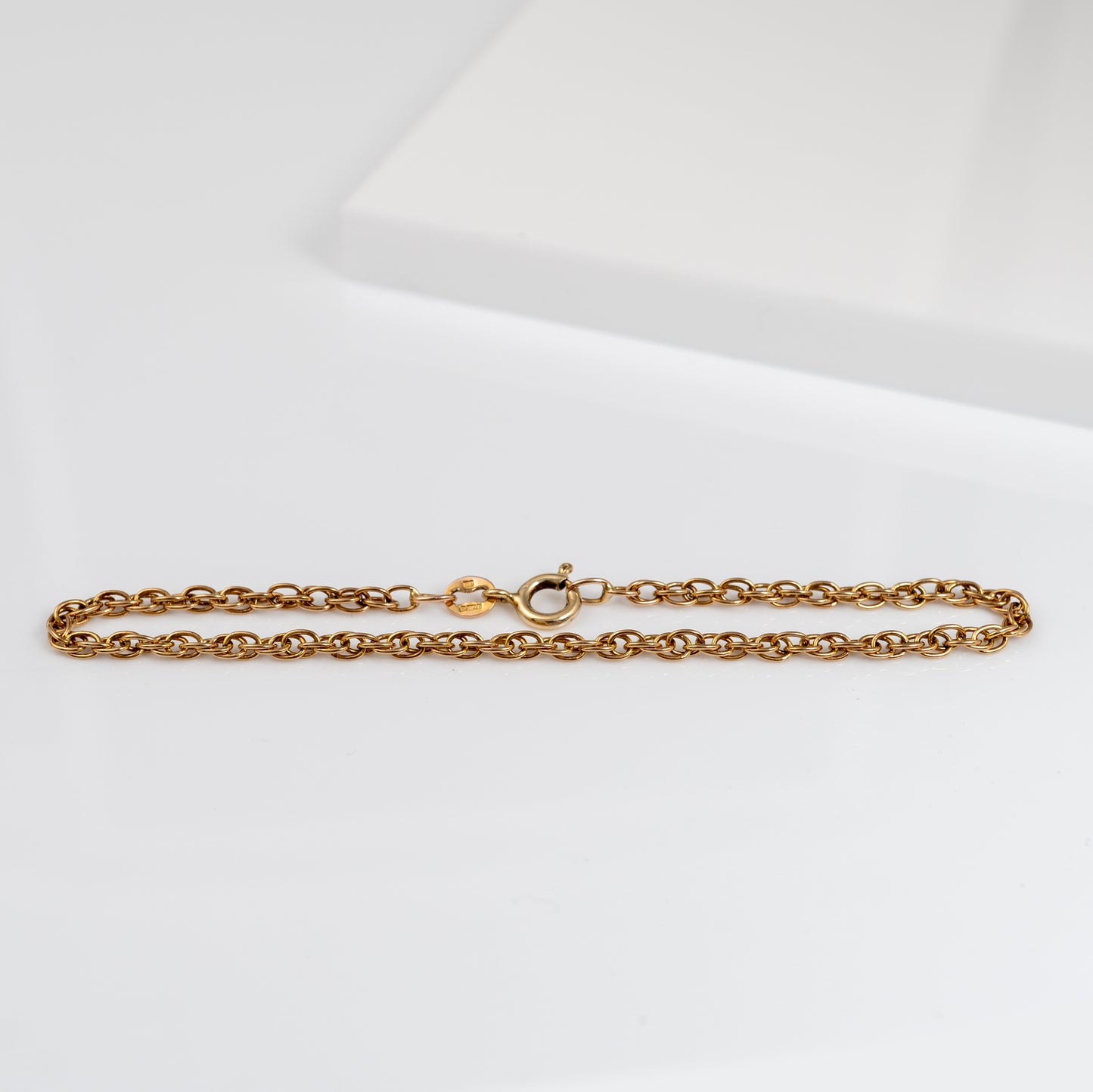 Classic Bracelets for Women in Real Gold