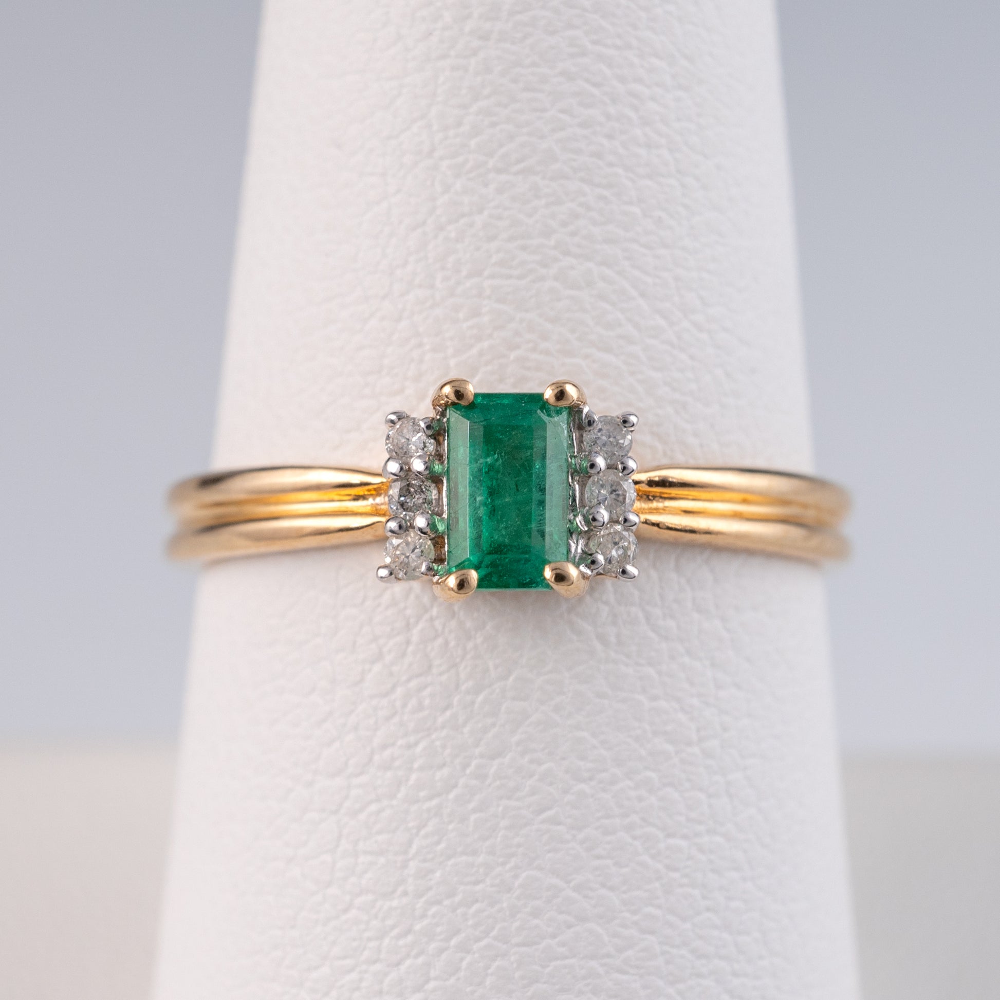 18k Gold Emerald Diamond Ring Full Hallmarks Size O 1/2 - Hunters Fine Jewellery