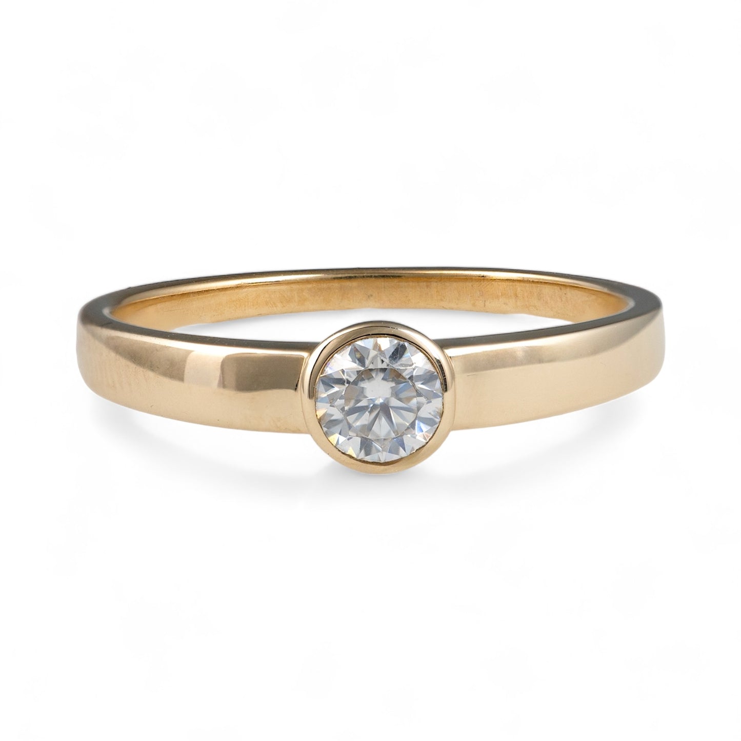 Lab diamond ring bezel setting yellow gold shank 