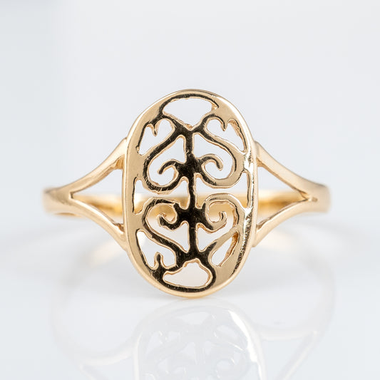 Plain Gold Ring in 9ct Yellow Gold with Scroll Design