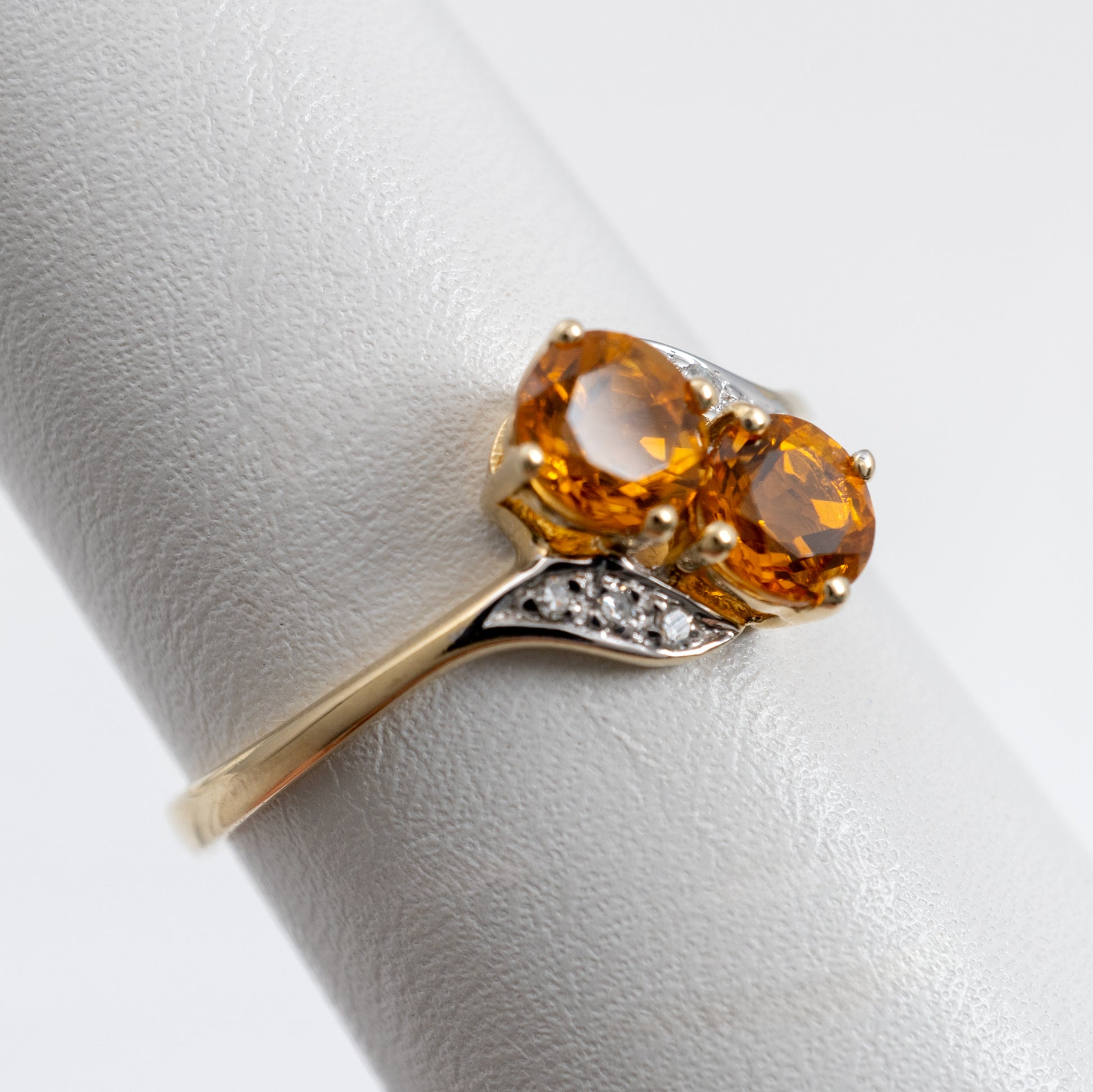 Side view of pre-owned gold Citrine ring in 9ct yellow gold