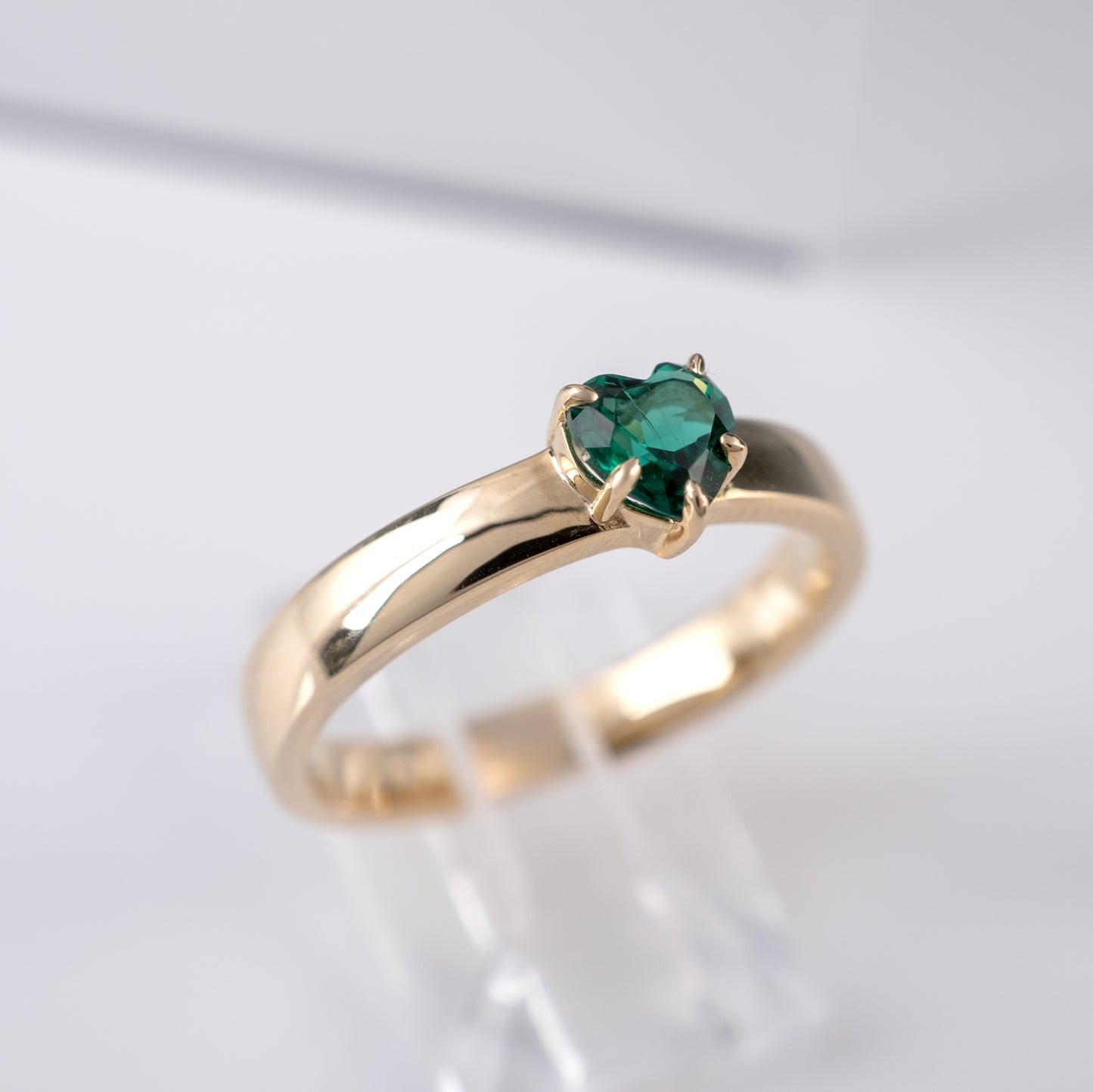 9ct Gold Lab Emerald Heart Ring Full Hallmarks Made To Order - Hunters Fine Jewellery