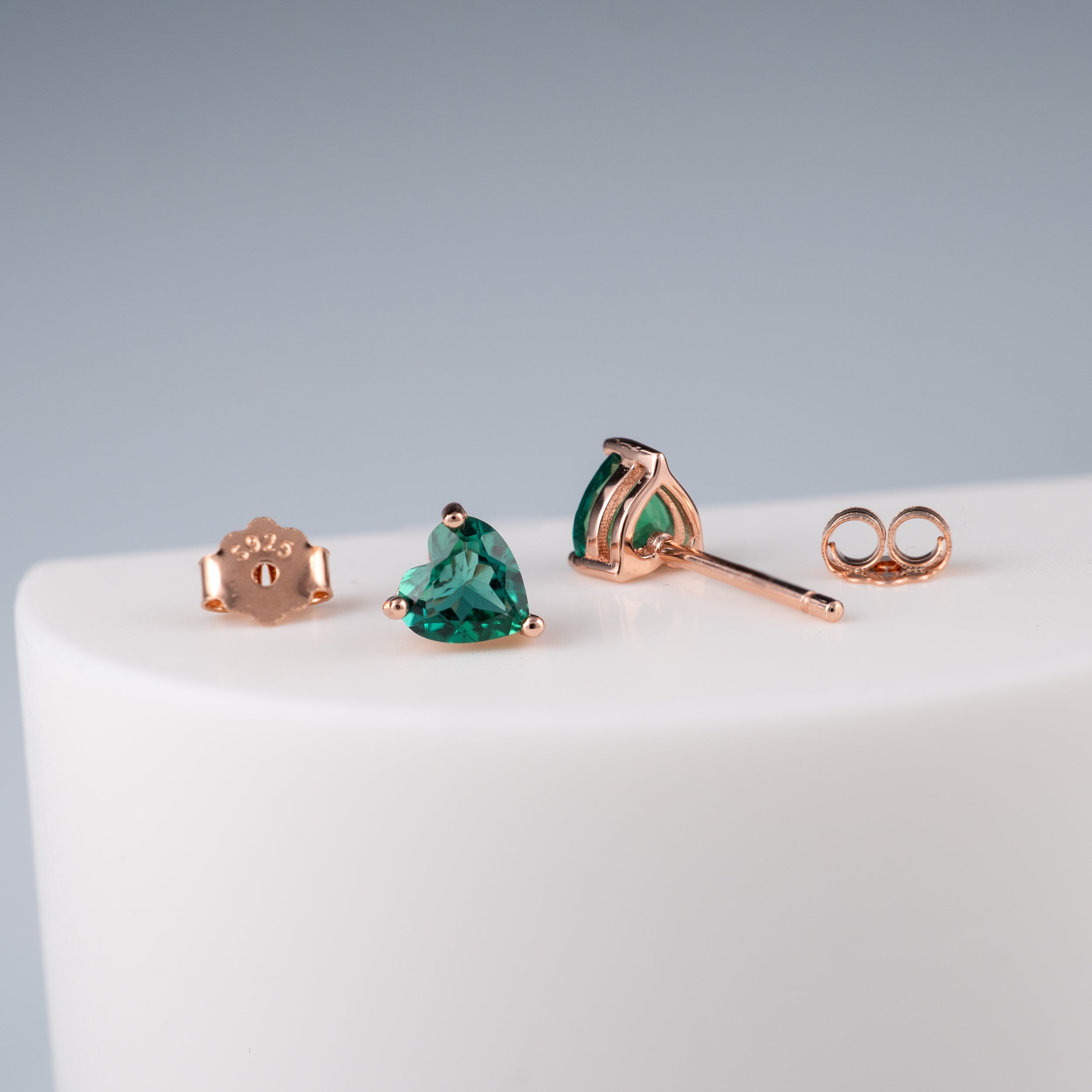 Emerald Heart Earrings Studs 5mm – Rose Gold on Silver