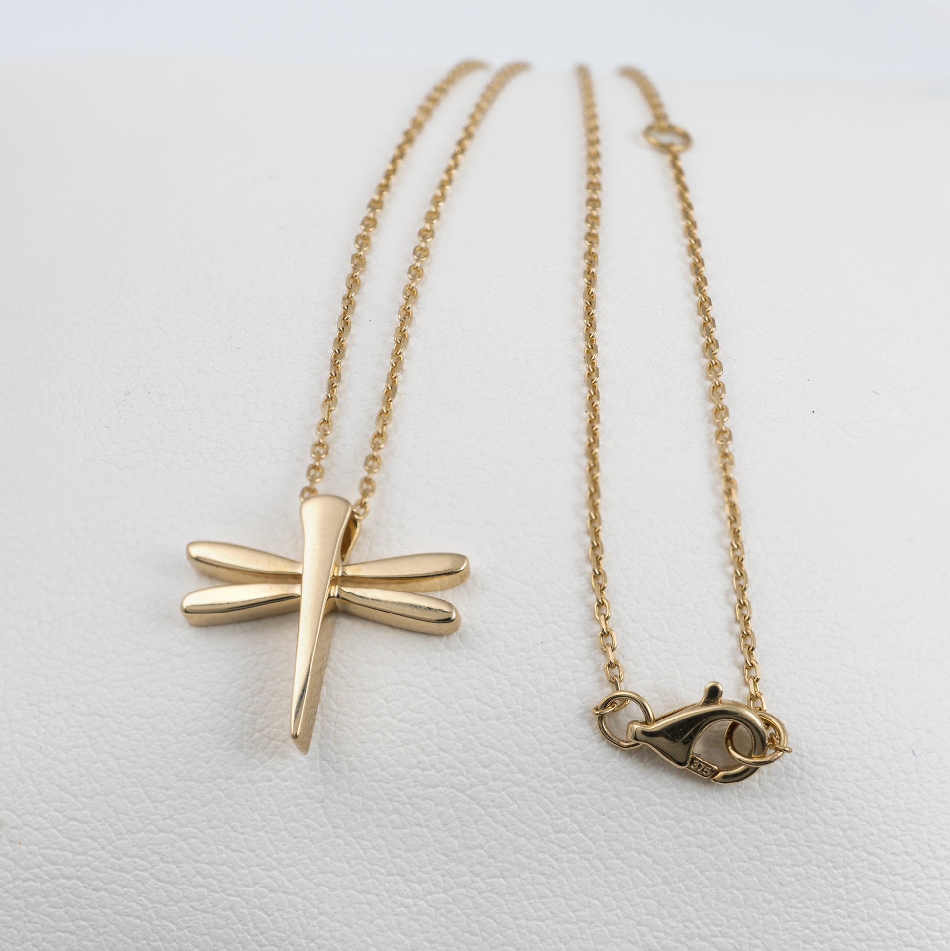 gold dragonfly necklace with chain and lobster clasp