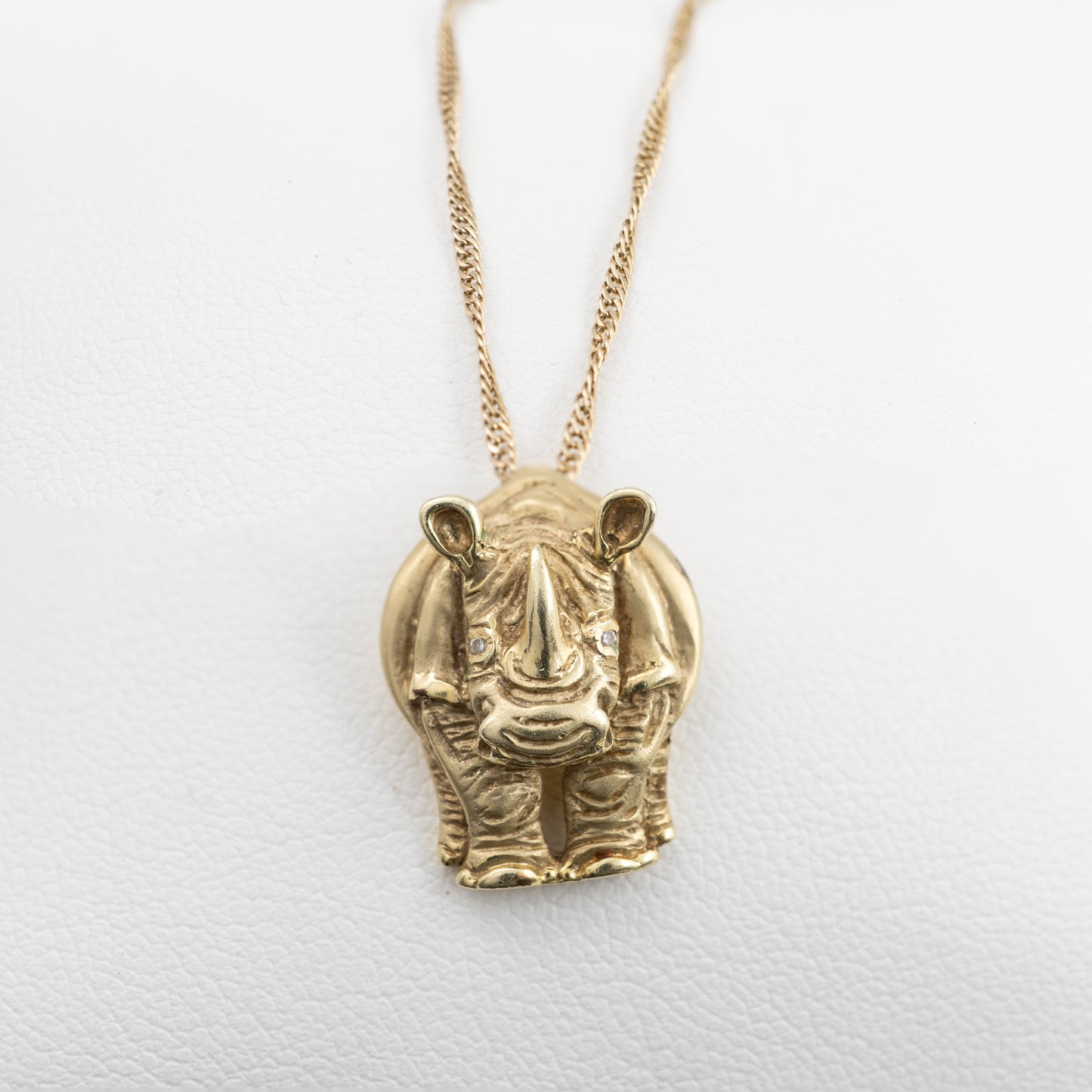 Pre-owned 14k Gold Rhino Animal Necklace with Diamonds