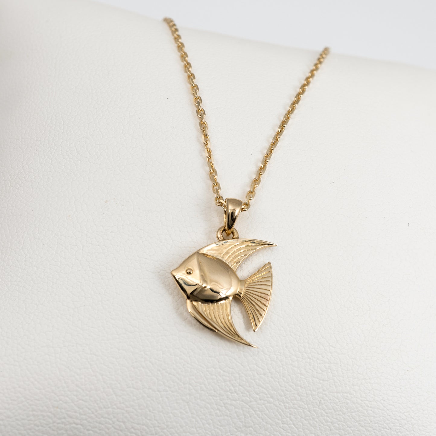 yellow gold angelfish necklace with chain