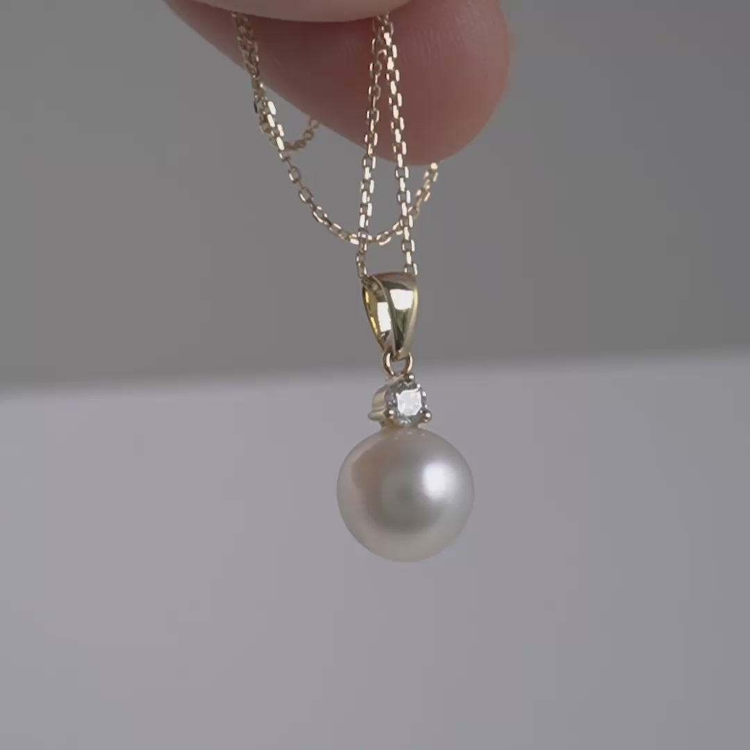pearl diamond necklace pendant 375 gold product video hunters fine jewellery