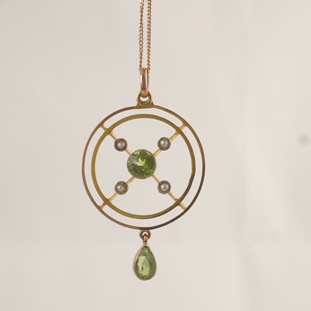 antique l'avaliez pendant with peridot and pearls