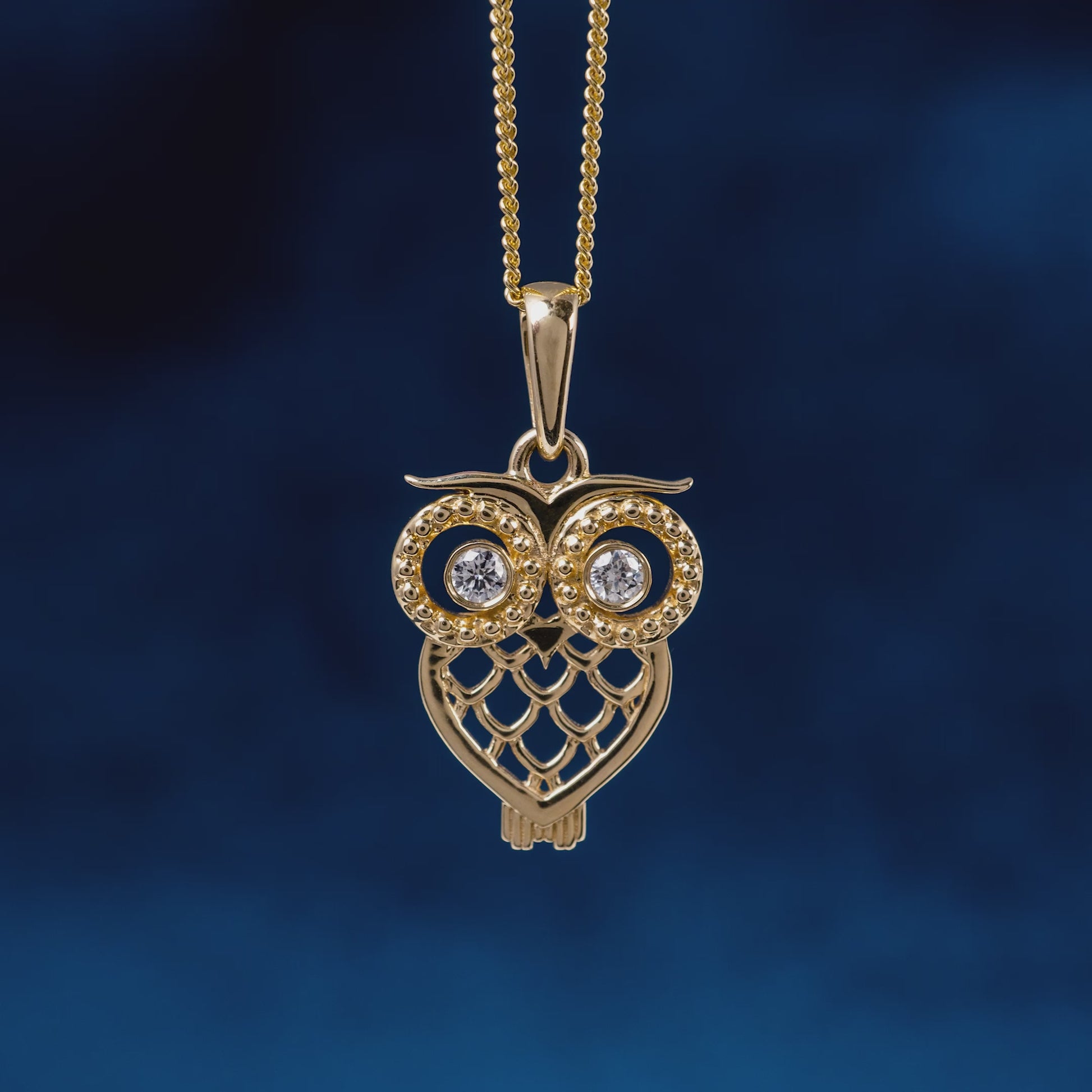 375 gold owl necklace with diamonds video