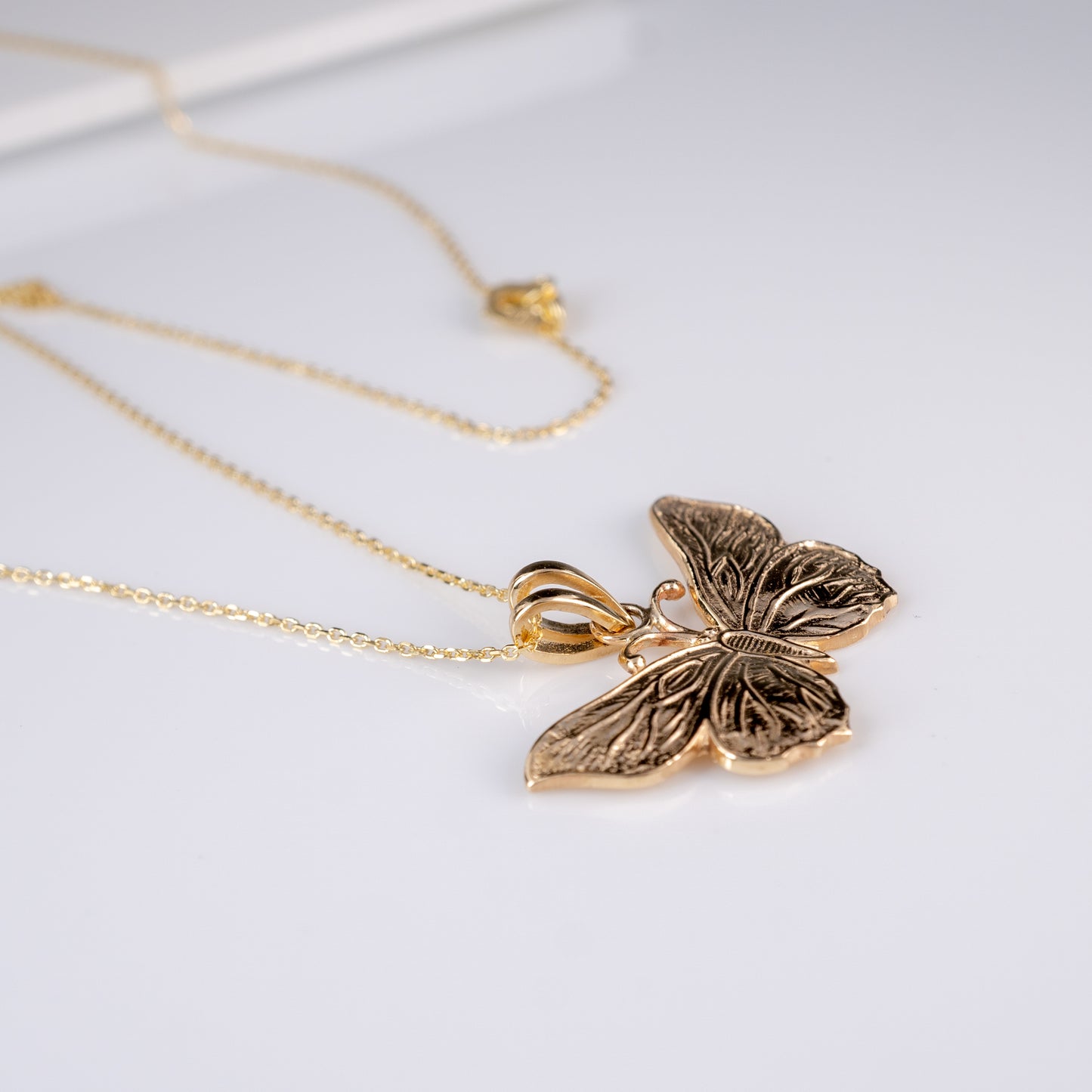yellow gold veined butterfly necklace pendant 