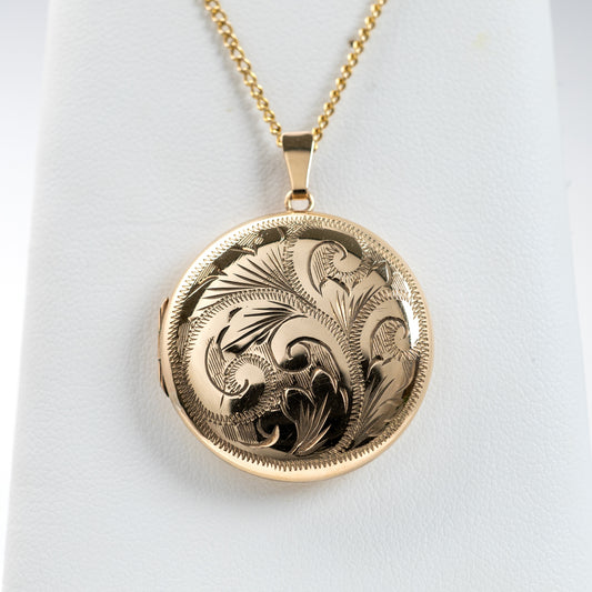 Vintage 9ct Gold Locket Necklace with Scroll Engraving