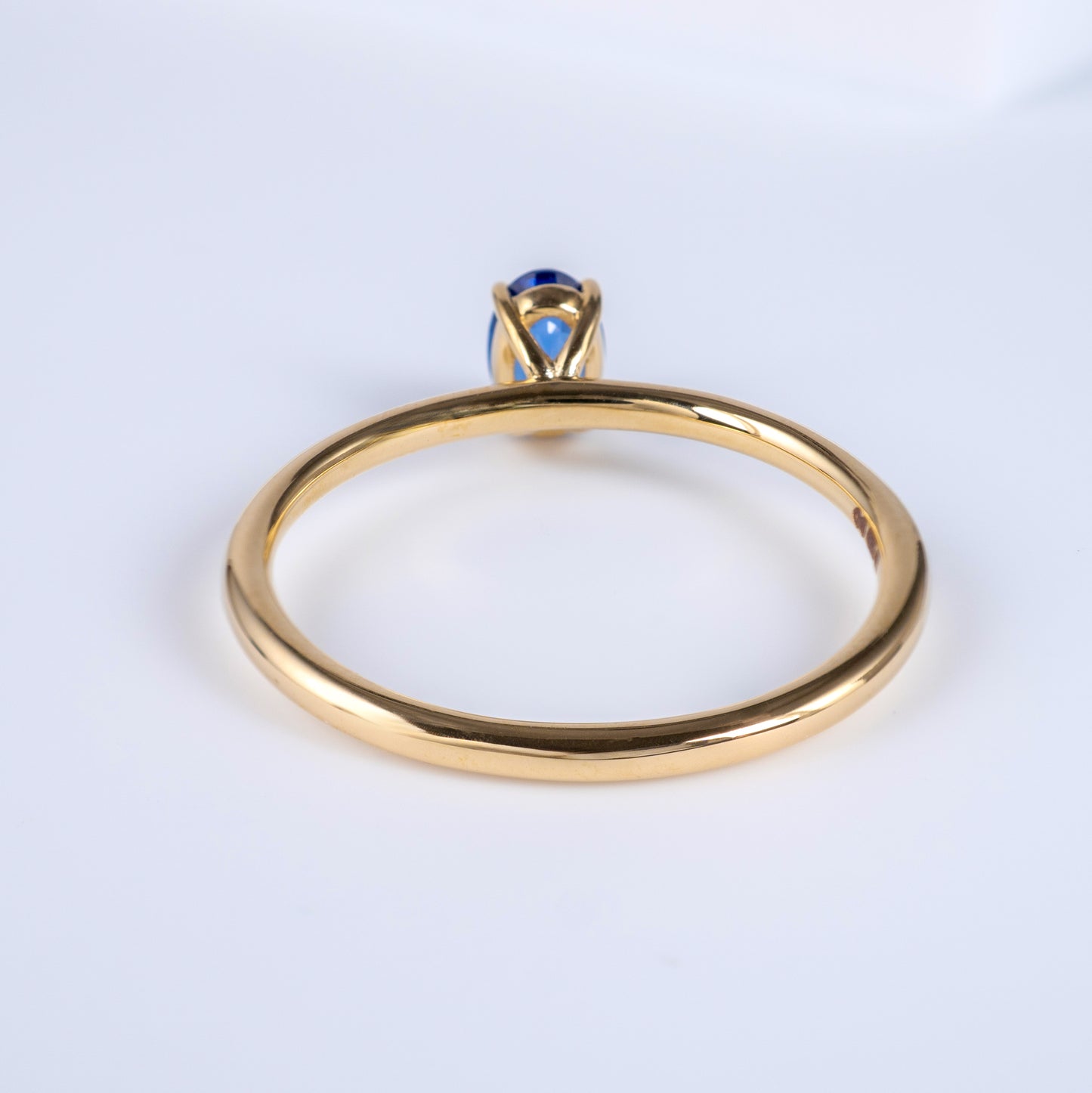 9ct Yellow Gold Lab Sapphire Solitaire Ring Full Hallmarks