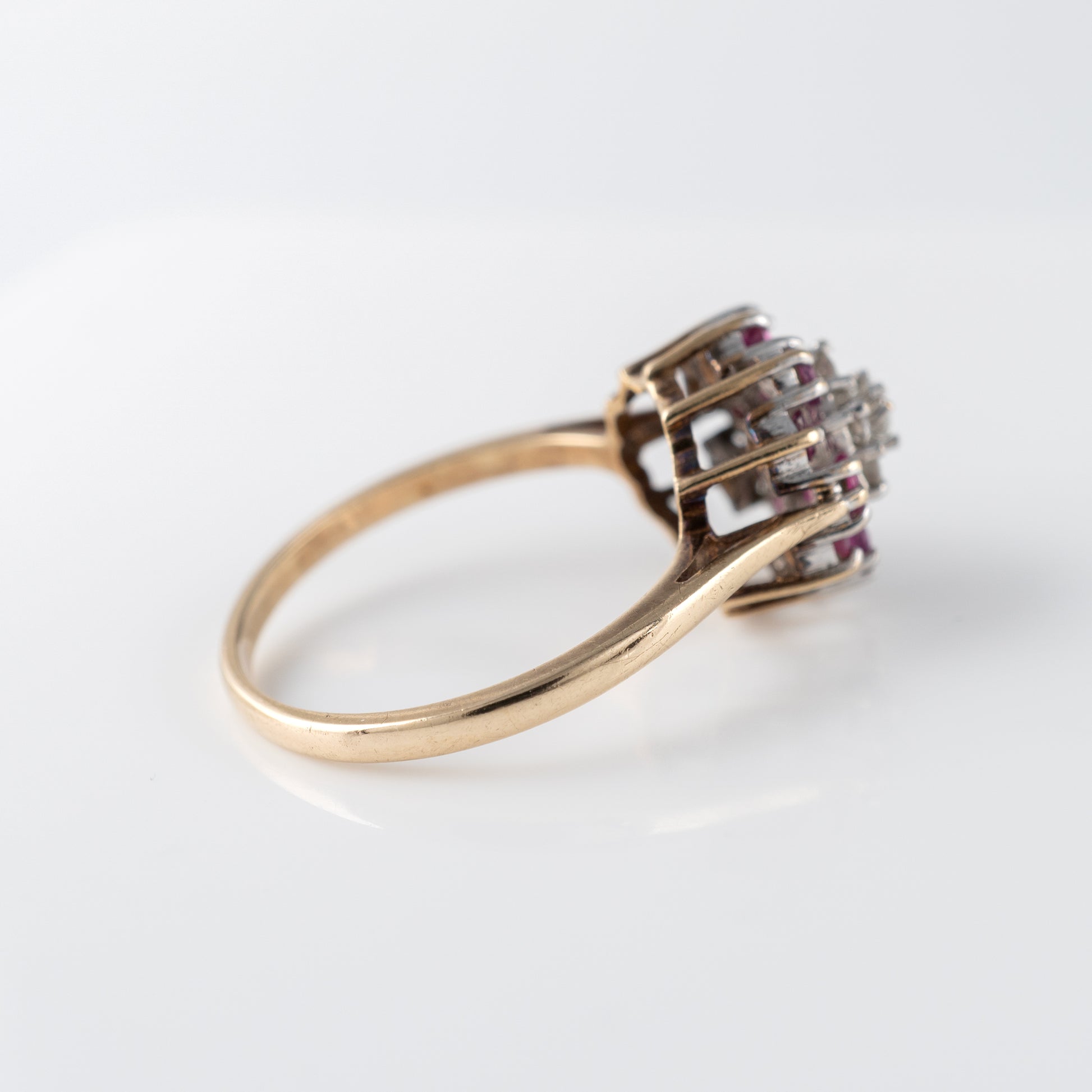 vintage gemstone ring gold shank