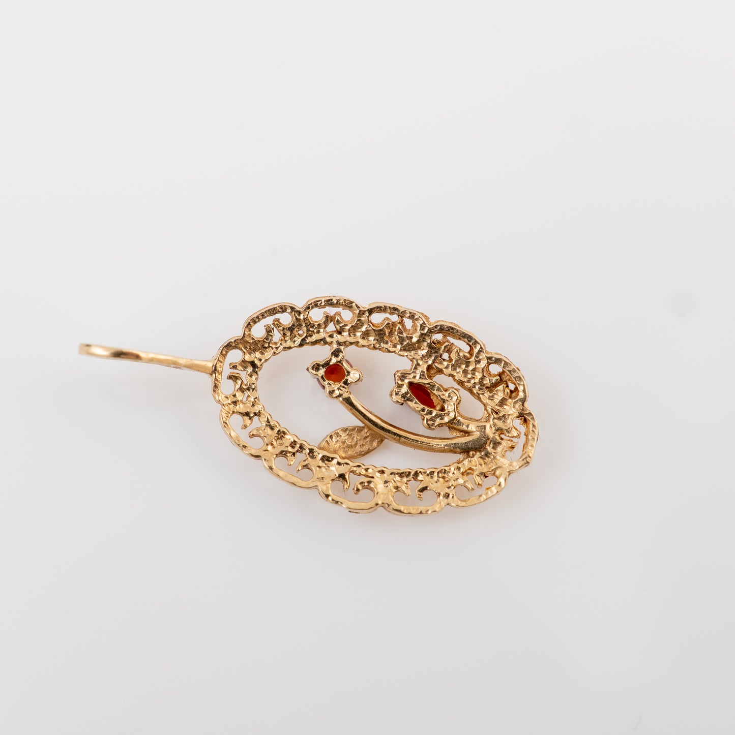 vintage gold pendant garnet reverse side