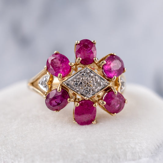 ruby flower ring 9ct yellow gold