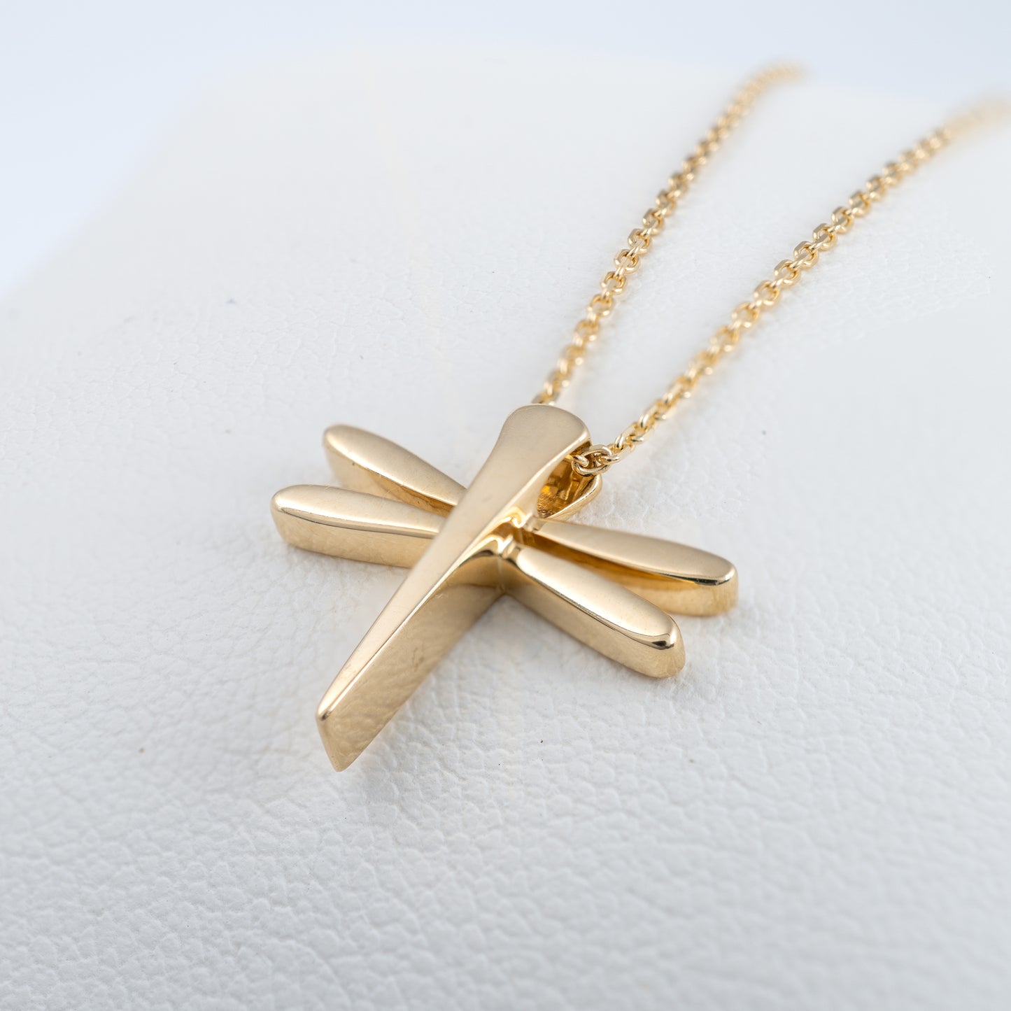 polished yellow gold dragonfly necklace