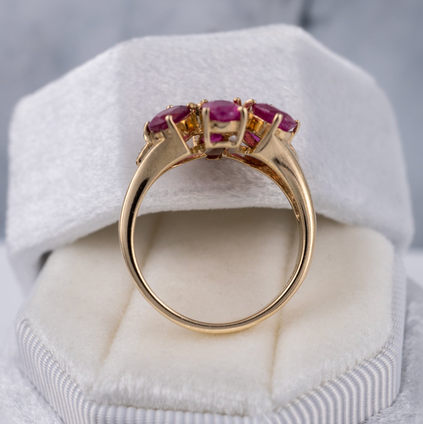 Pre Loved 9ct Yellow Gold Ruby Diamond Flower Ring Full UK Hallmarks - Hunters Fine Jewellery