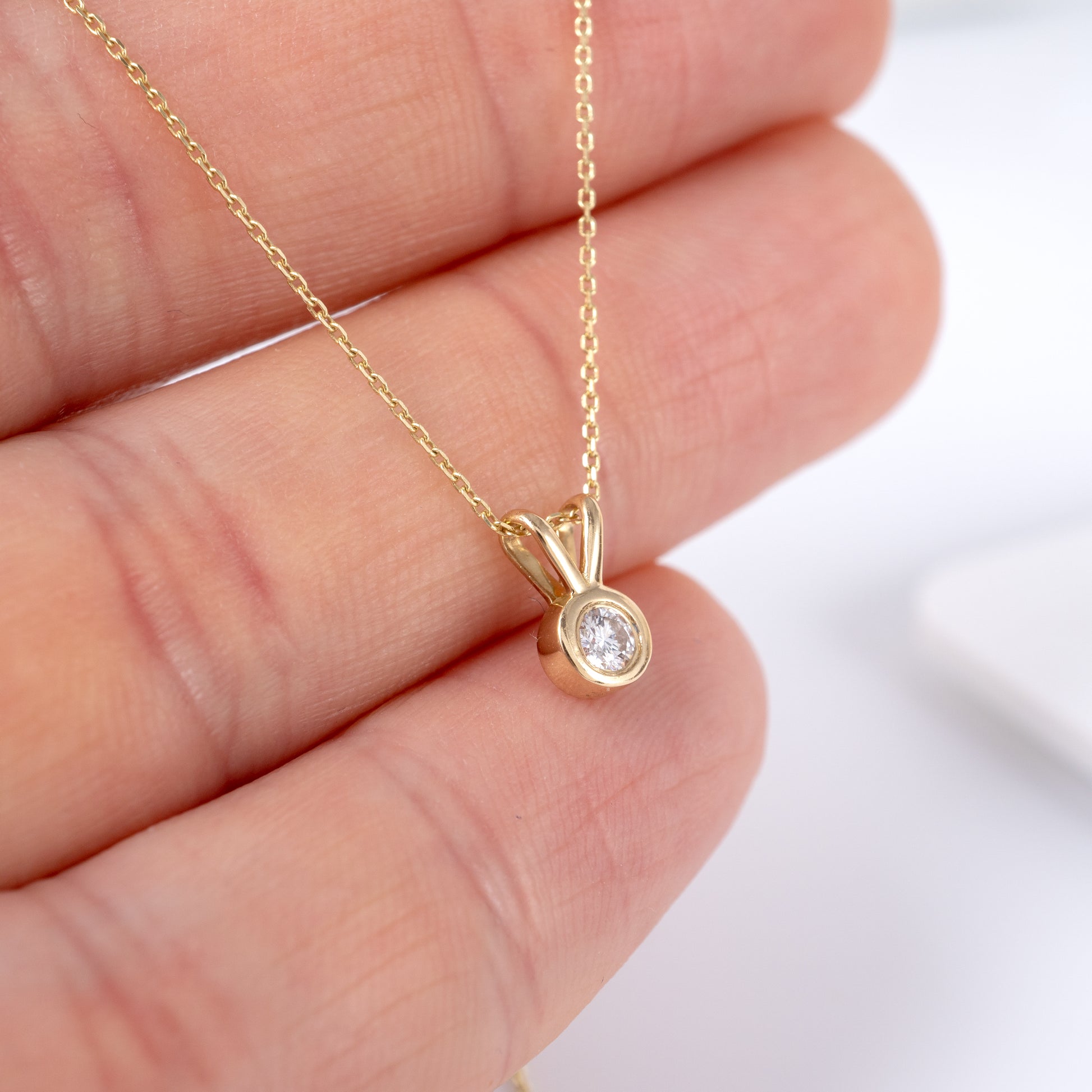 Small Diamond V Bale Pendant 9ct Yellow Gold - Hunters Fine Jewellery