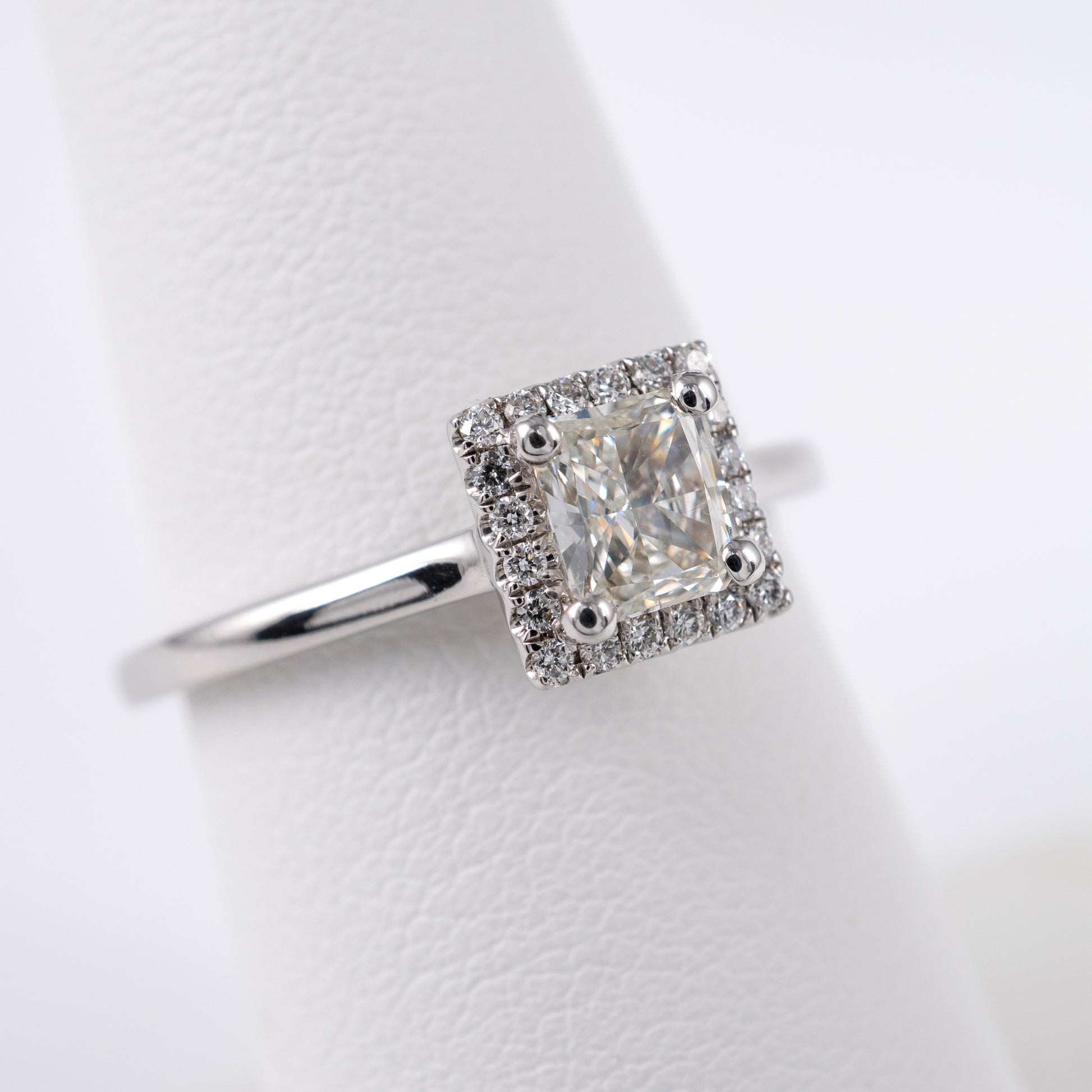 Certified Radiant Cut Diamond Halo Ring 18K White Gold Hallmarked - Hunters Fine Jewellery