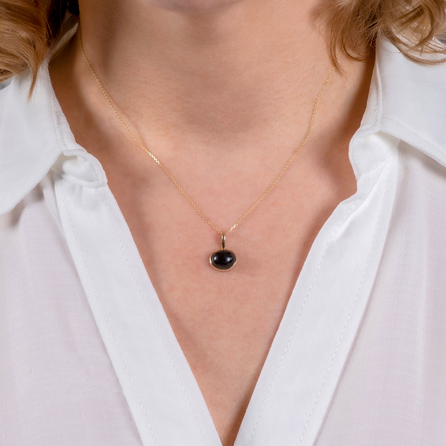 black onyx gold pendant necklace hunters fine jewellery