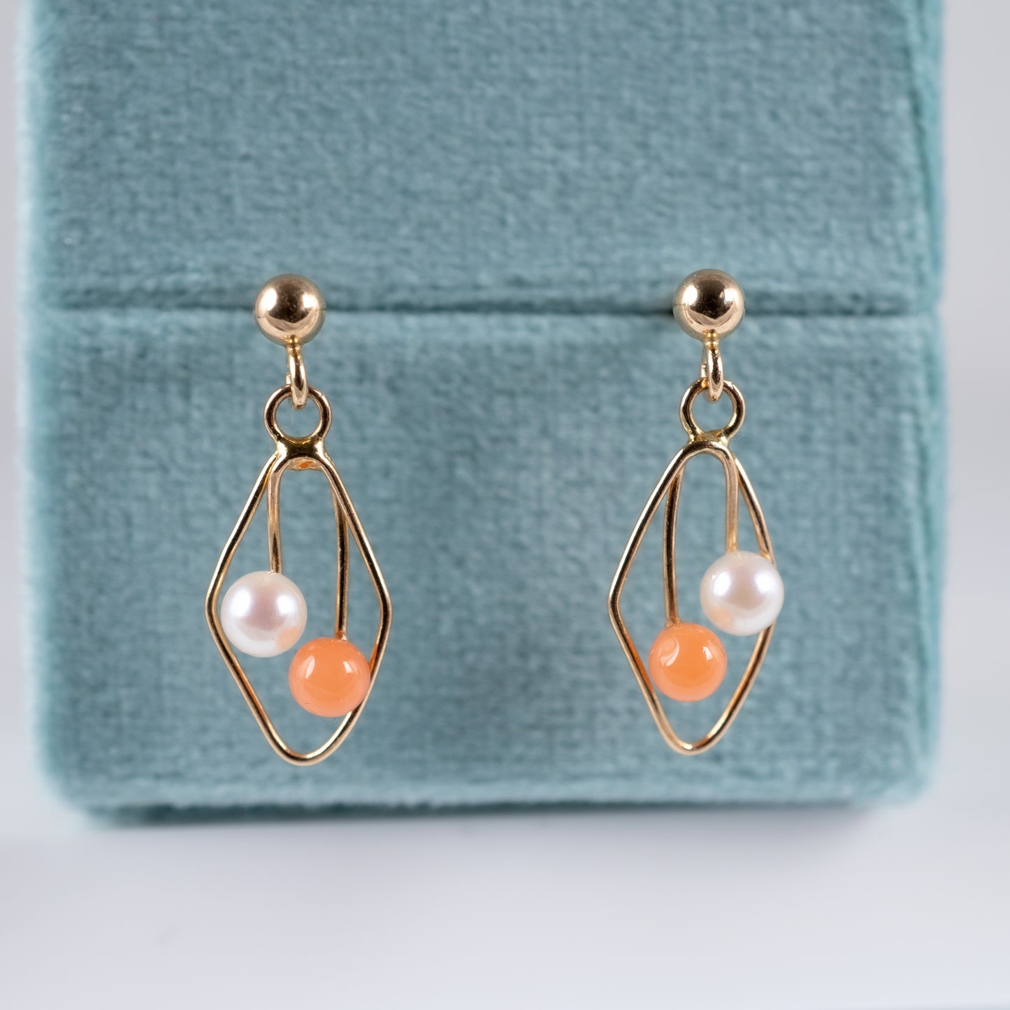 Pre-owned 14k Yellow Gold Coral Pearl Dangle Earrings - Hunters Fine Jewellery