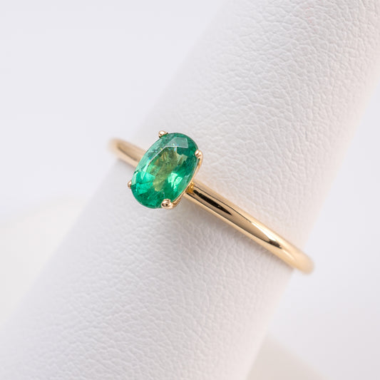 natural emerald oval ring